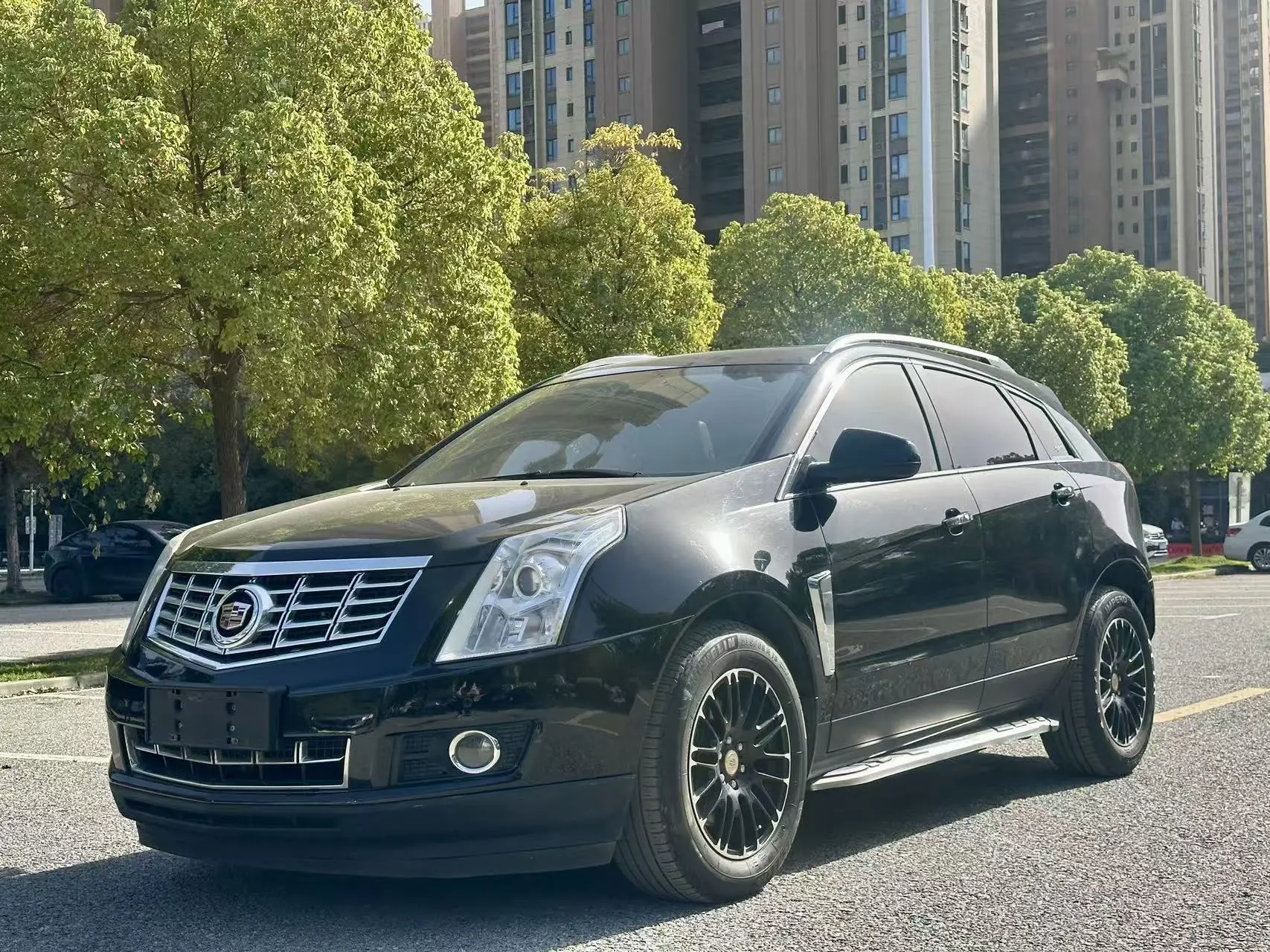 Cadillac SRX  из Китая