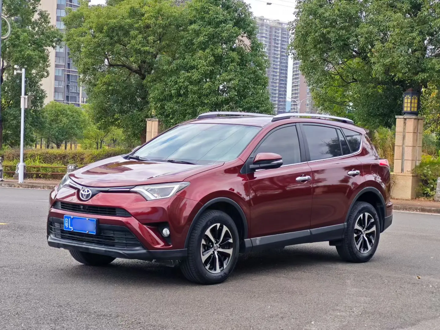 Toyota RAV4  из Китая