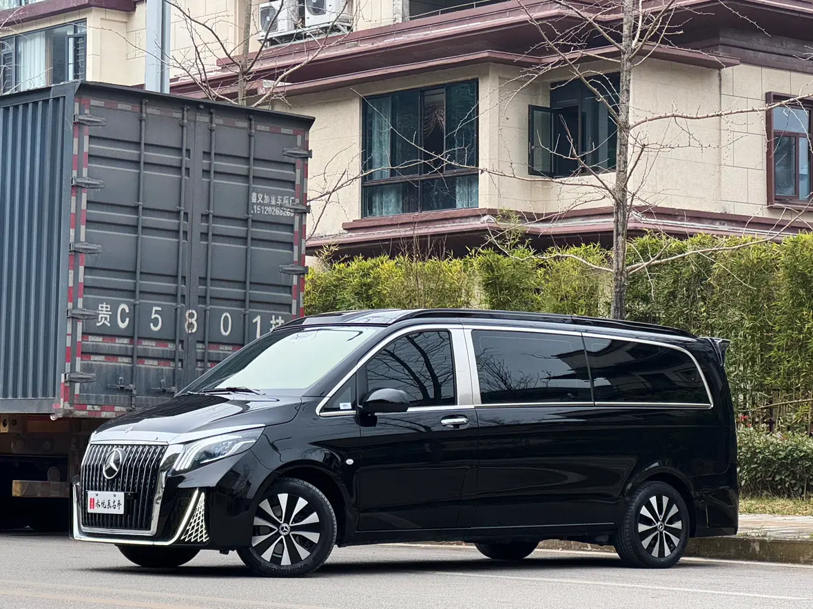 Mercedes-Benz Vito  из Китая