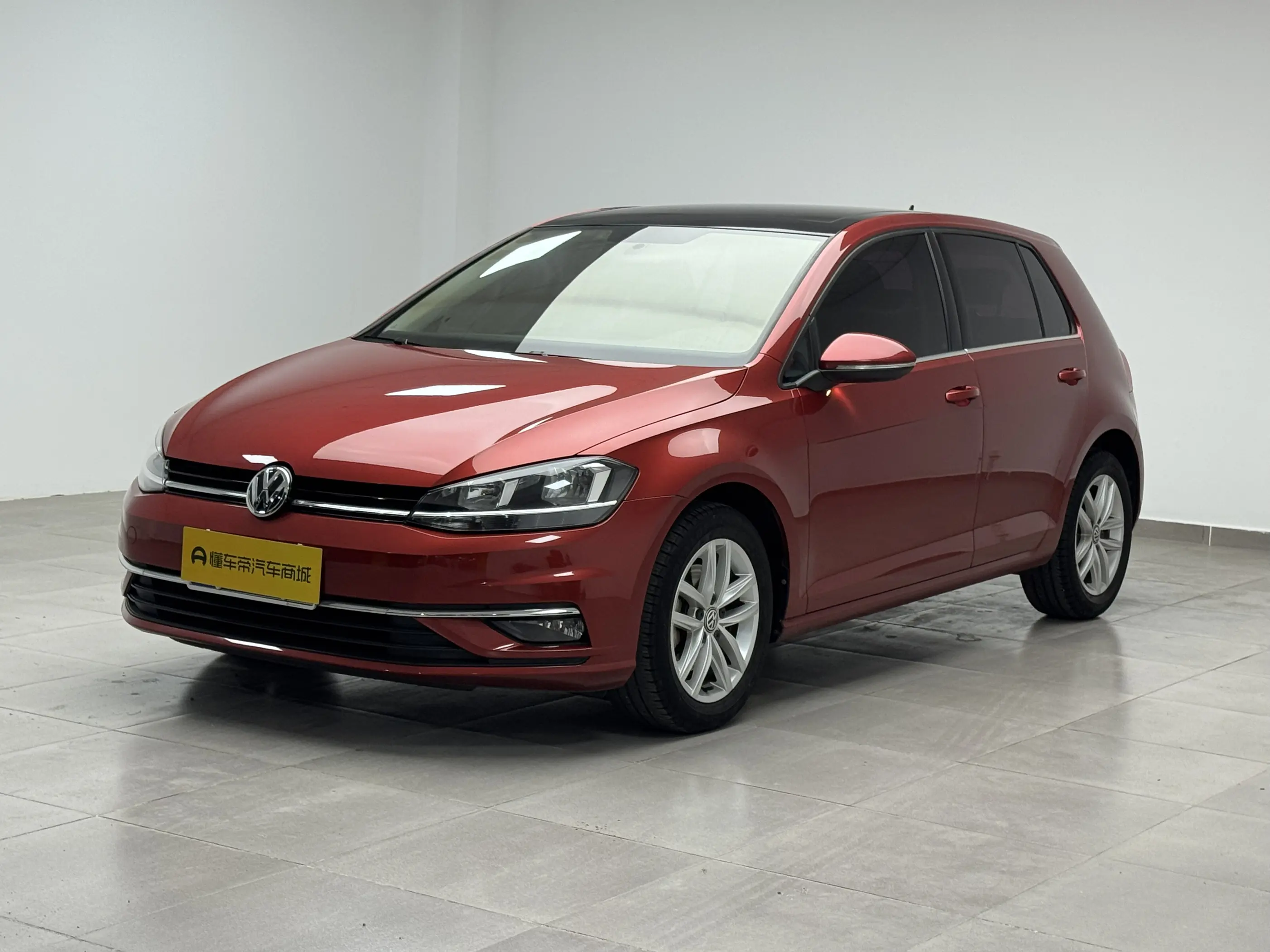 Volkswagen Golf  из Китая