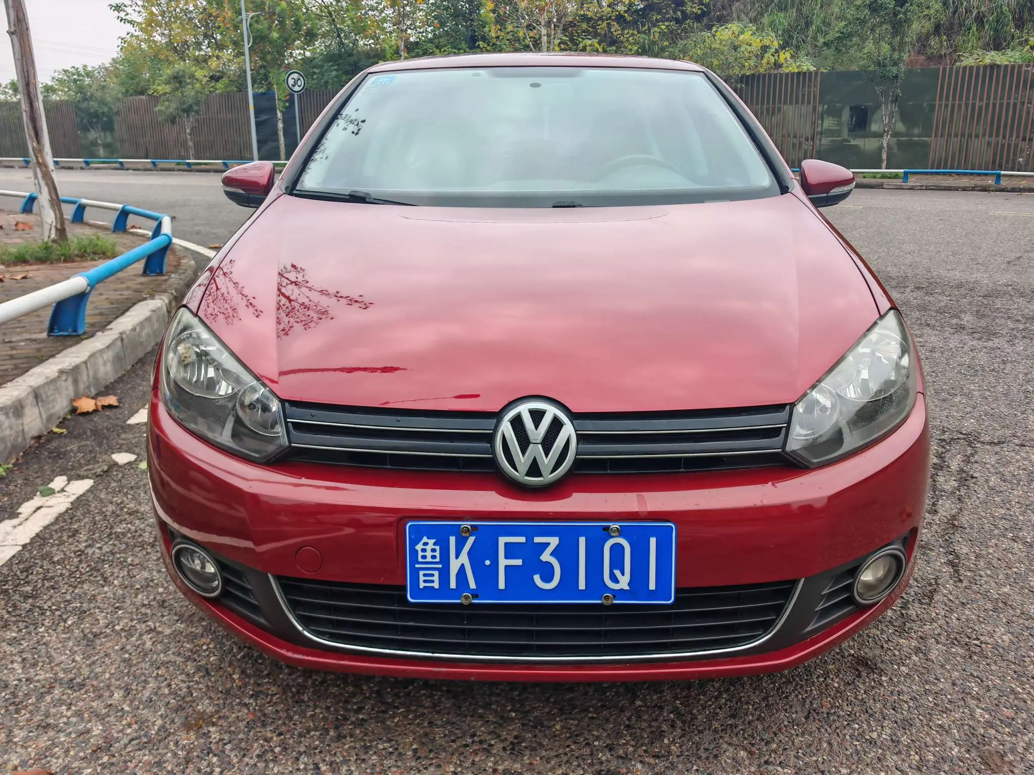 Volkswagen Golf  из Китая