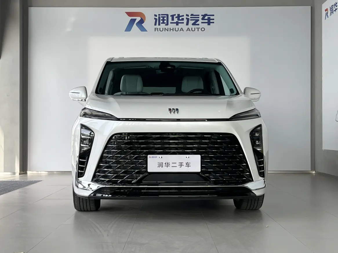 Buick GL8 PHEV  из Китая