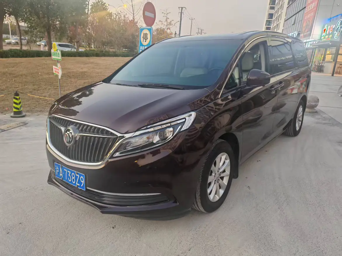 Buick GL8  из Китая