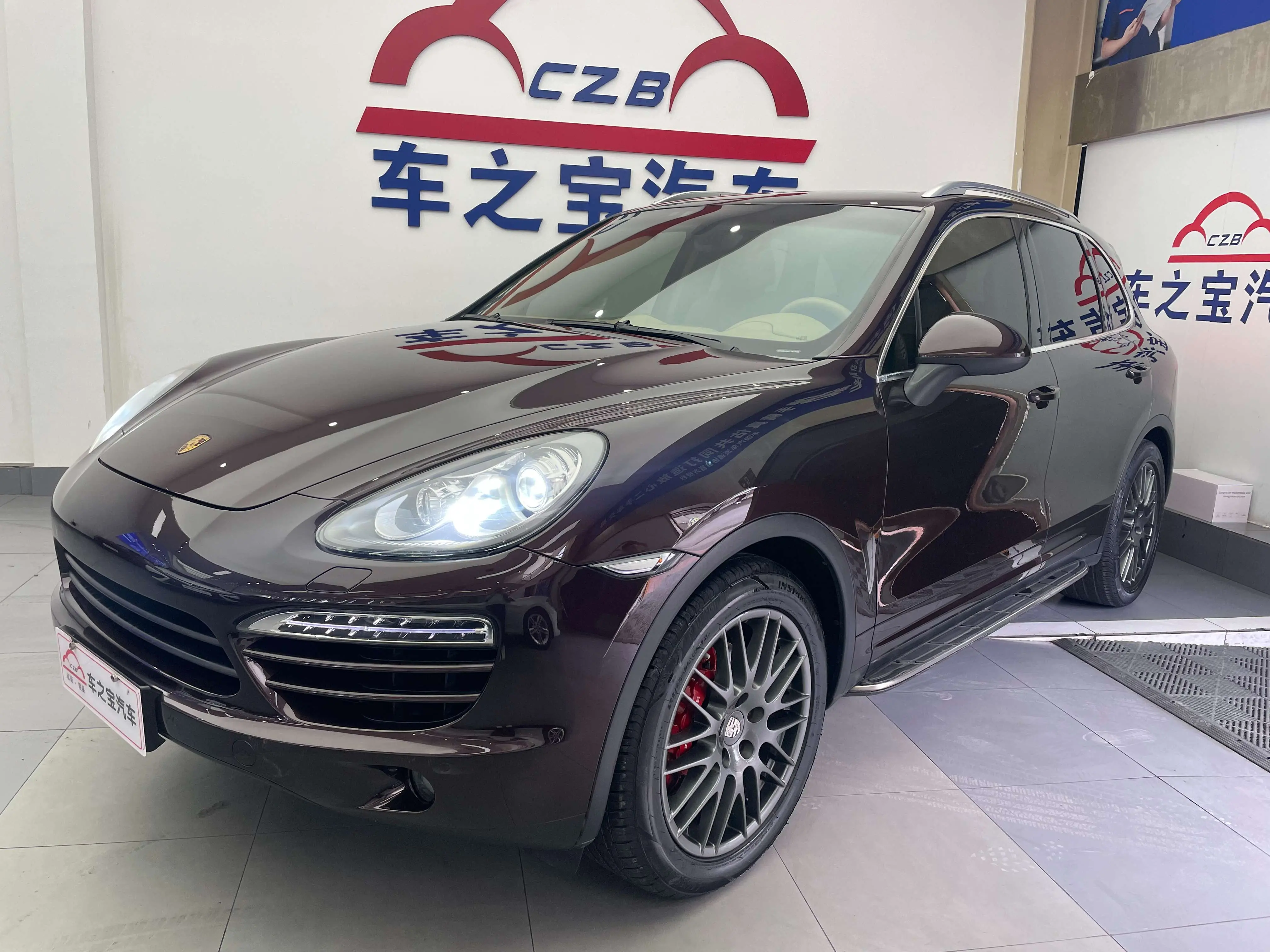 Porsche Cayenne  из Китая