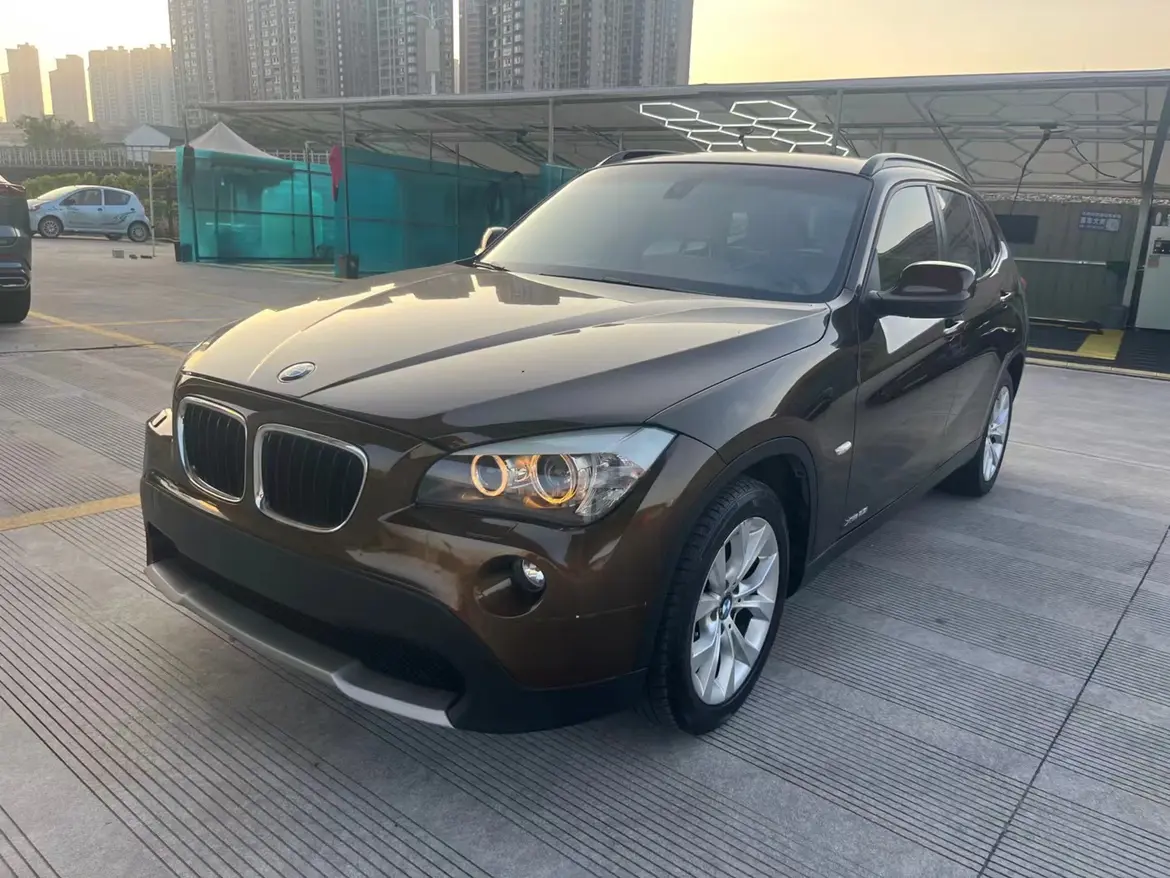 BMW X1  из Китая