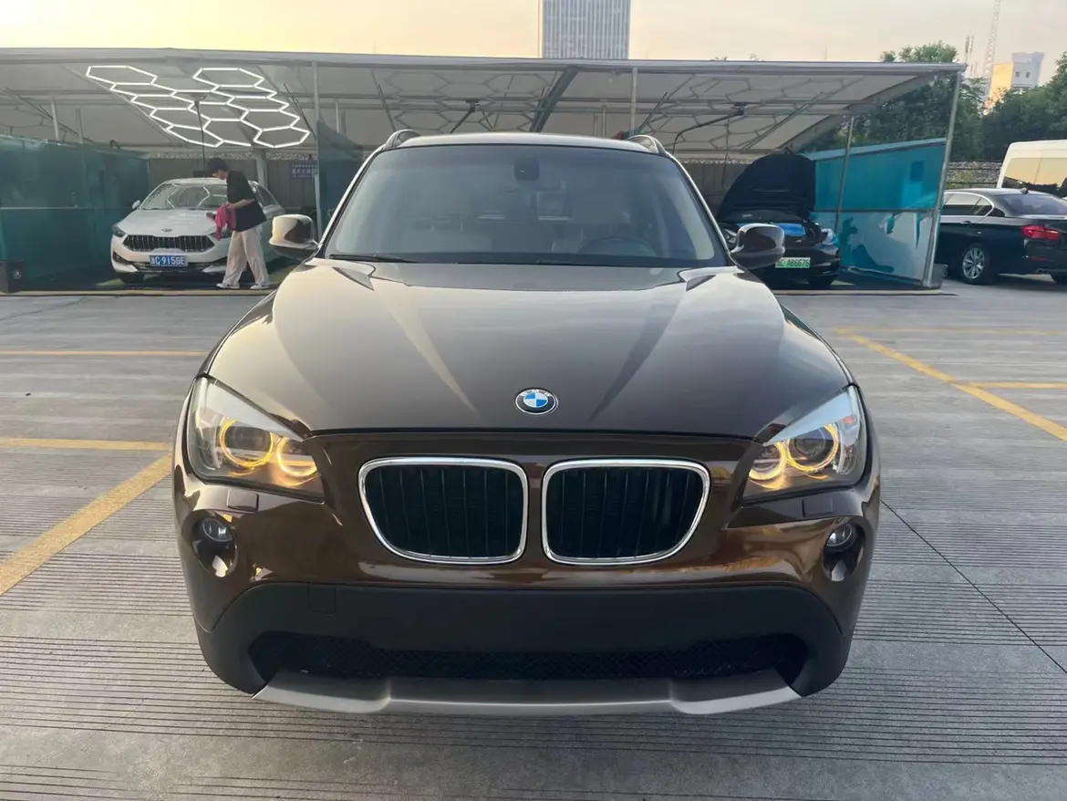 BMW X1  из Китая