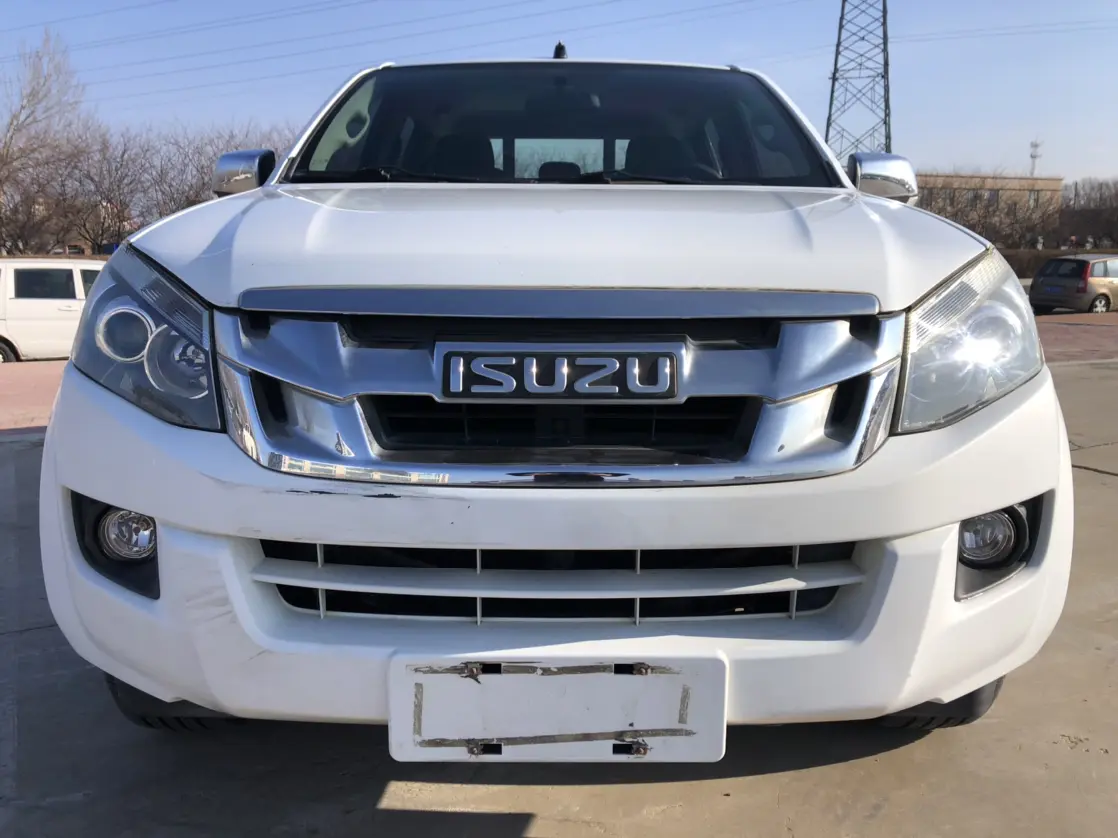 Isuzu D-MAX  из Китая