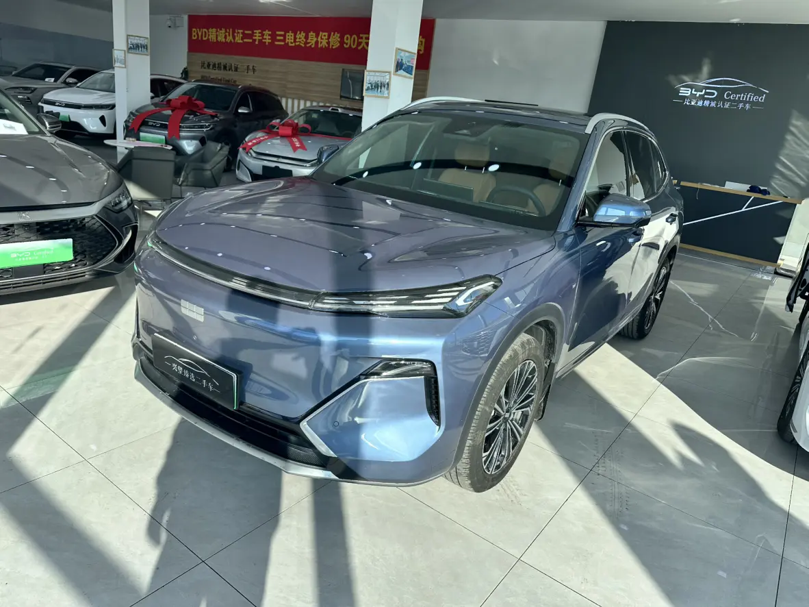 Geely Galaxy Starship 7 EM-i  из Китая