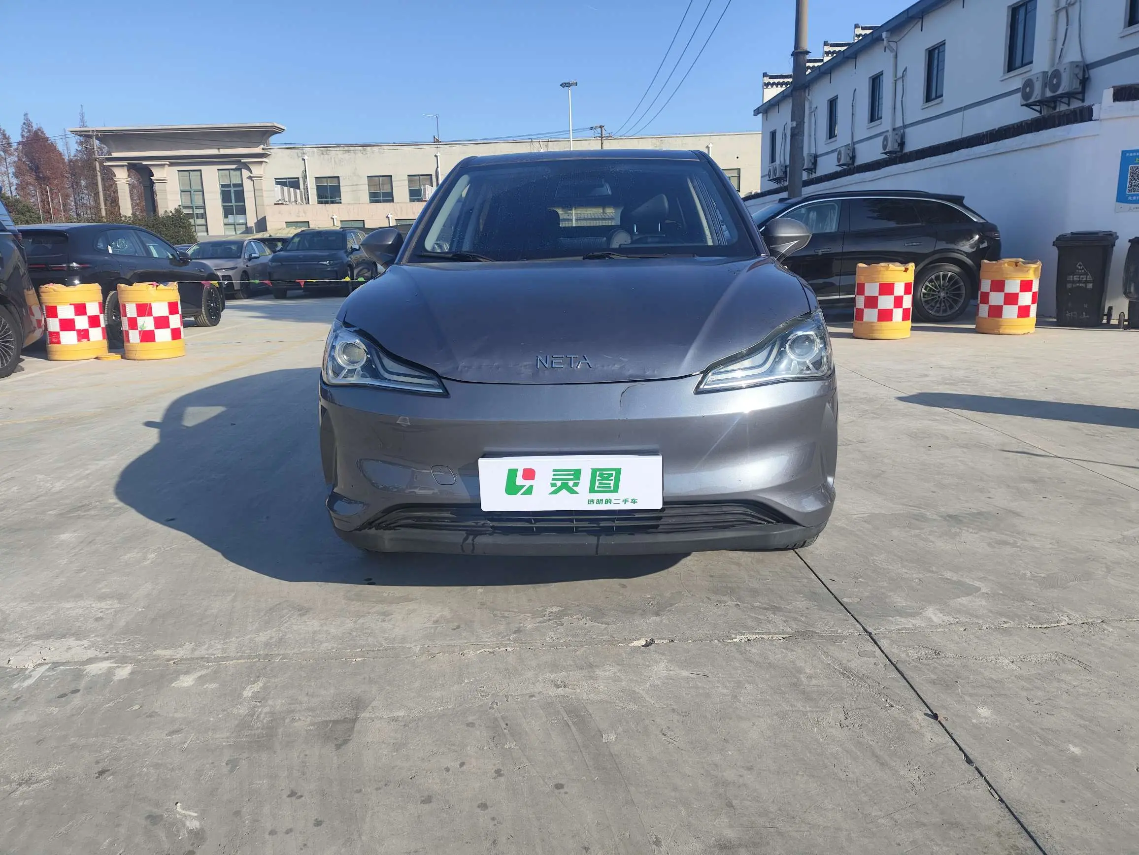 NETA Nezha V  из Китая