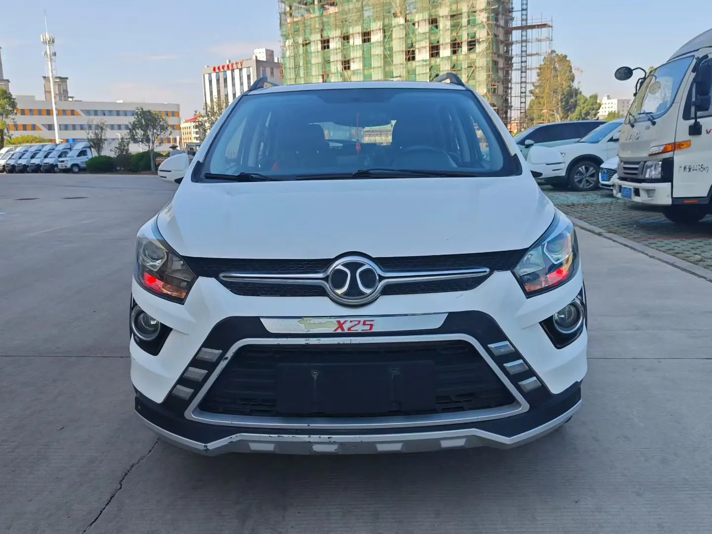 BAIC Shenbao X25  из Китая