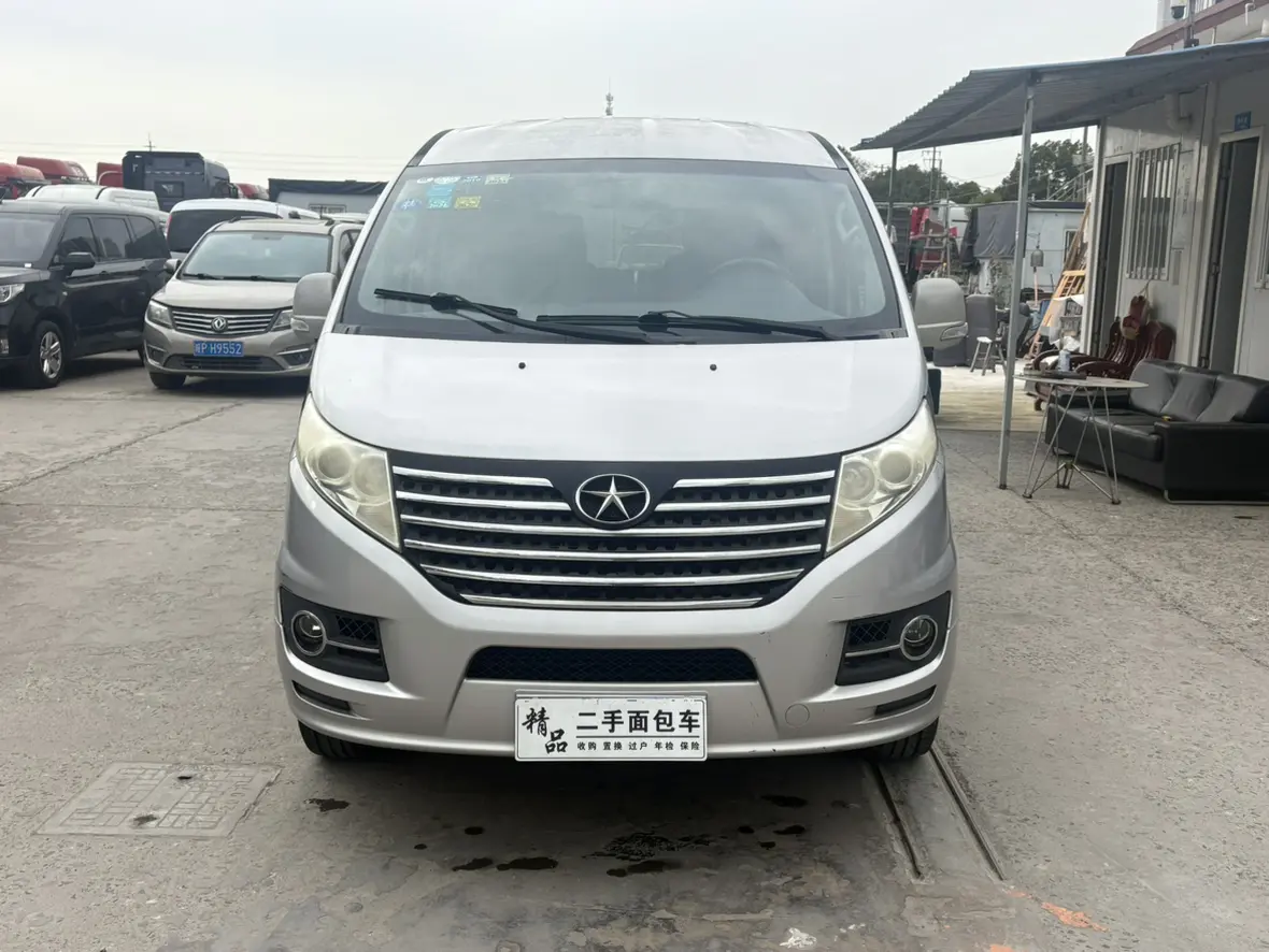 Jiangxi Ruifeng M5  из Китая