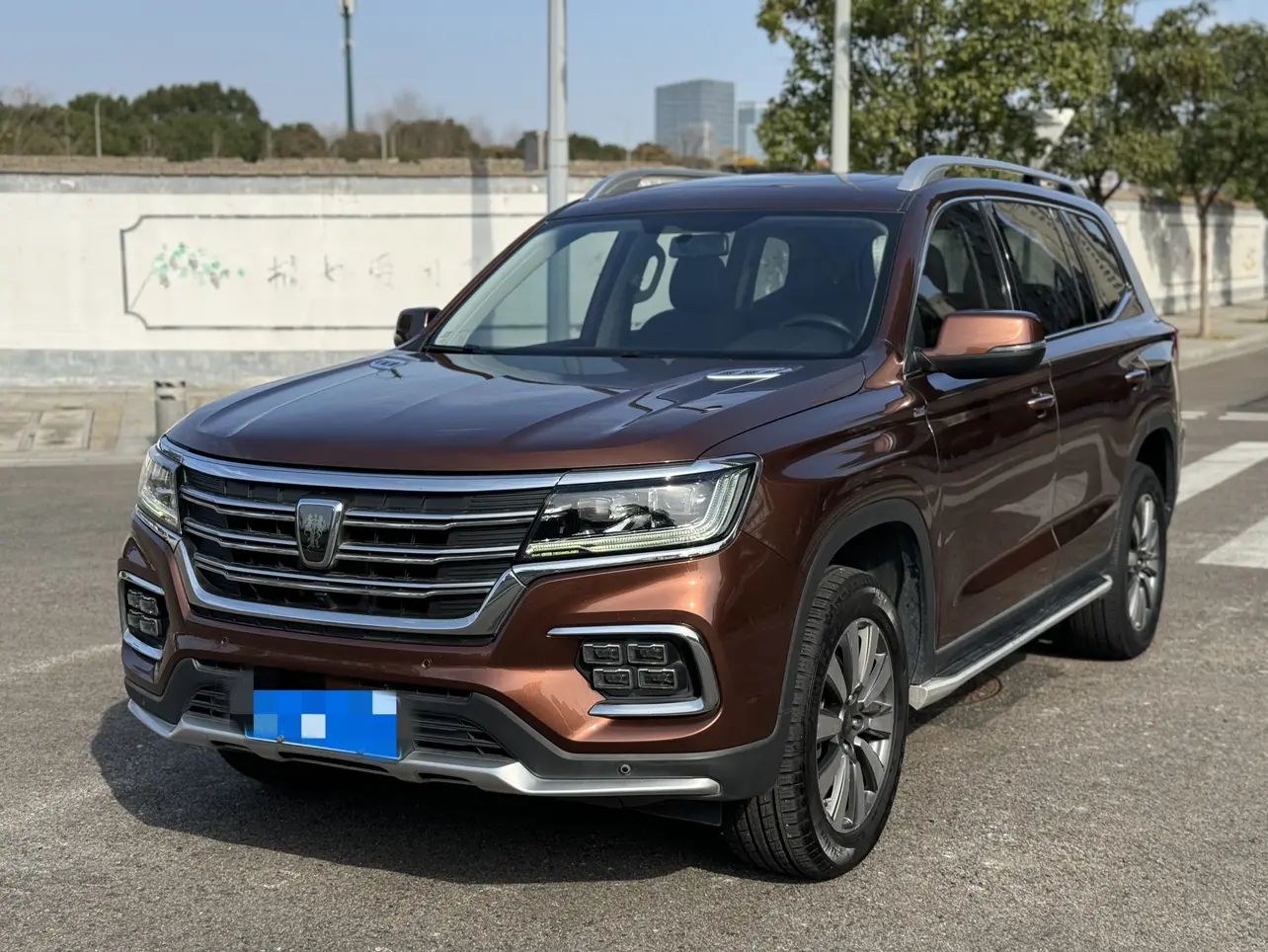 Roewe RX8  из Китая