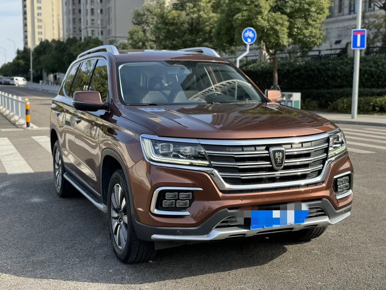 Roewe RX8  из Китая