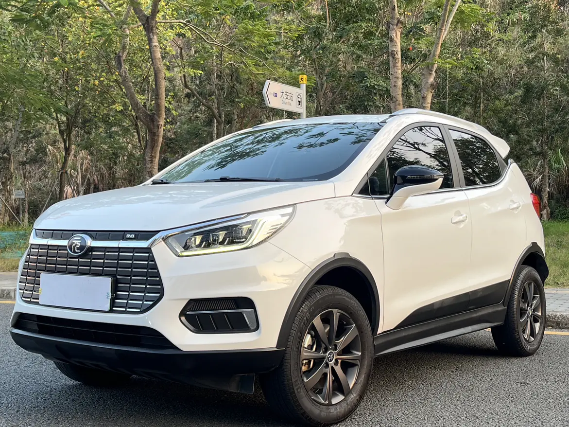 BYD Yuan EV  из Китая