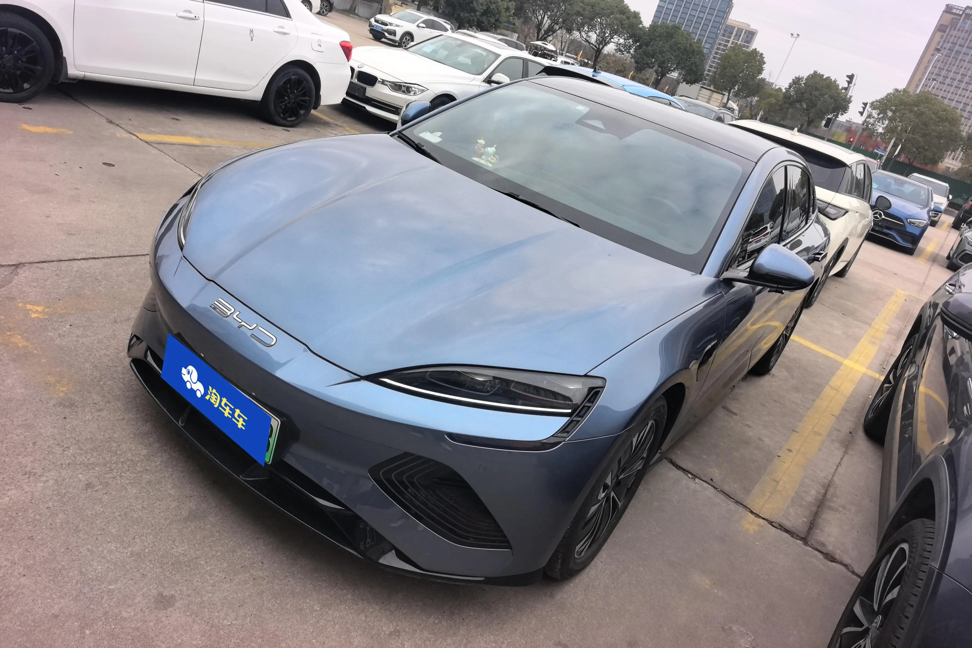 BYD Seal  из Китая