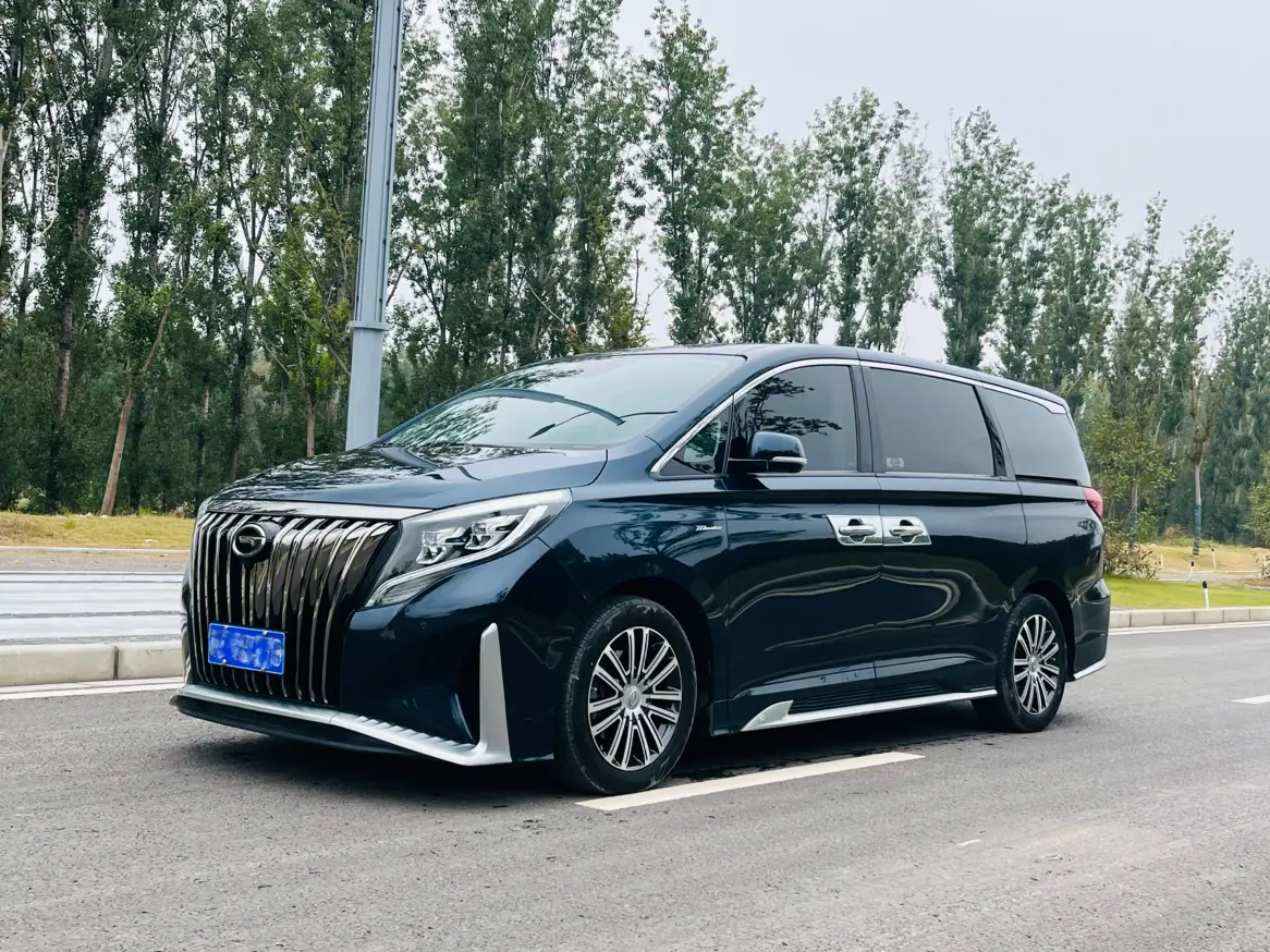 GAC Trumpchi M8  из Китая