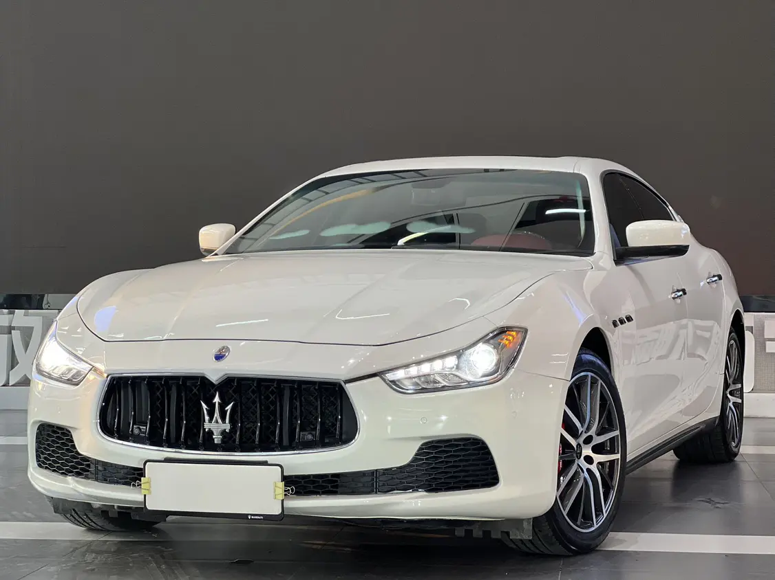 Maserati Ghibli  из Китая