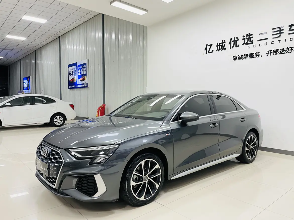 Audi A3  из Китая