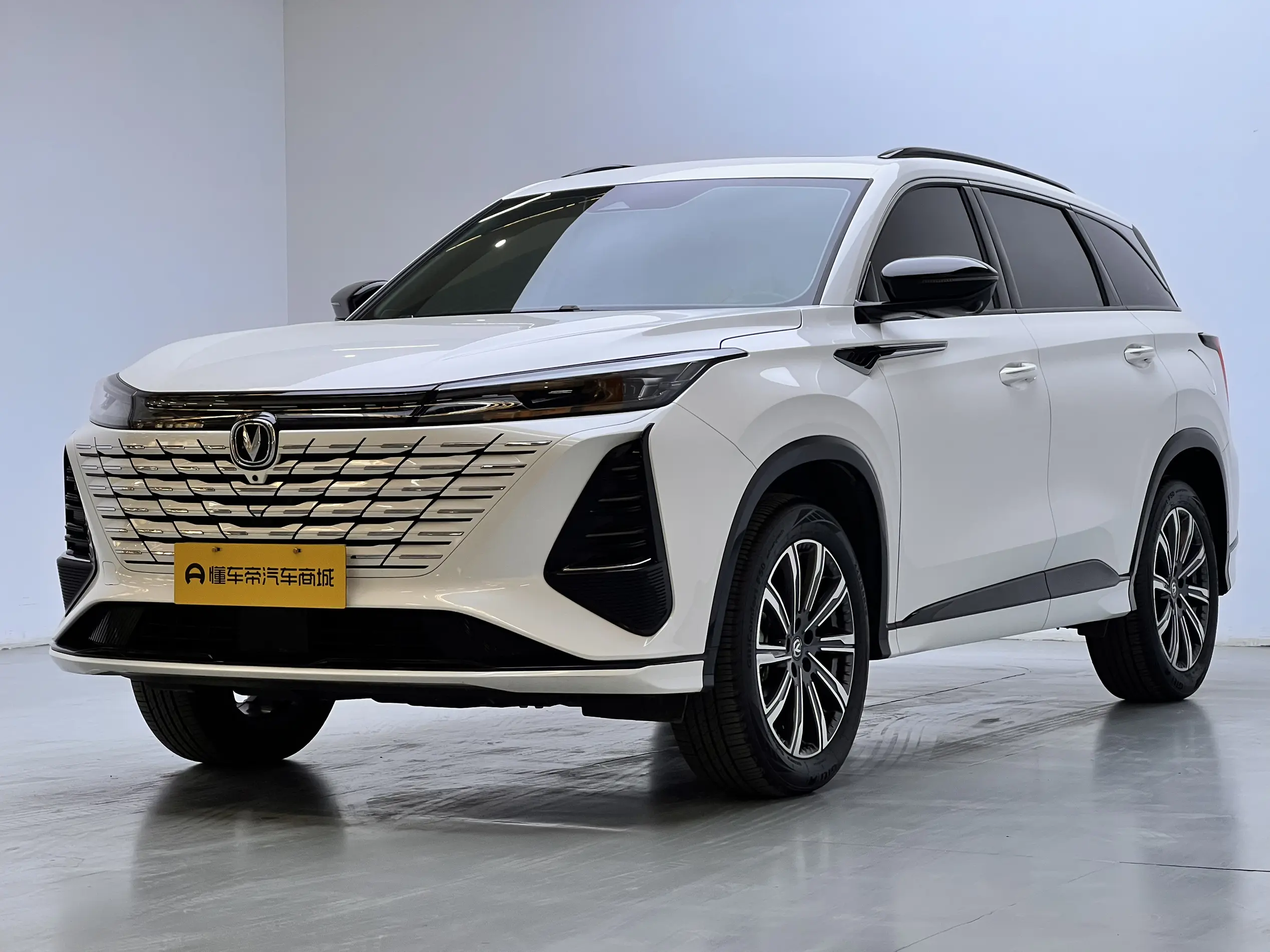 Changan CS75 PLUS  из Китая