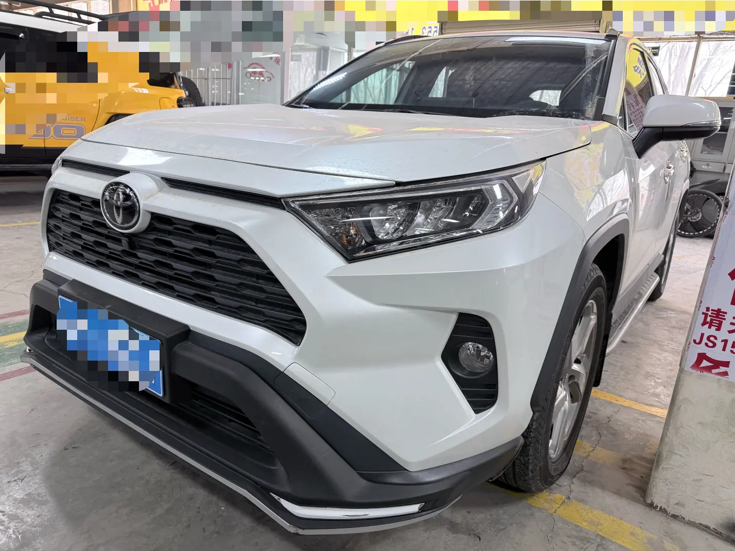 Toyota RAV4  из Китая