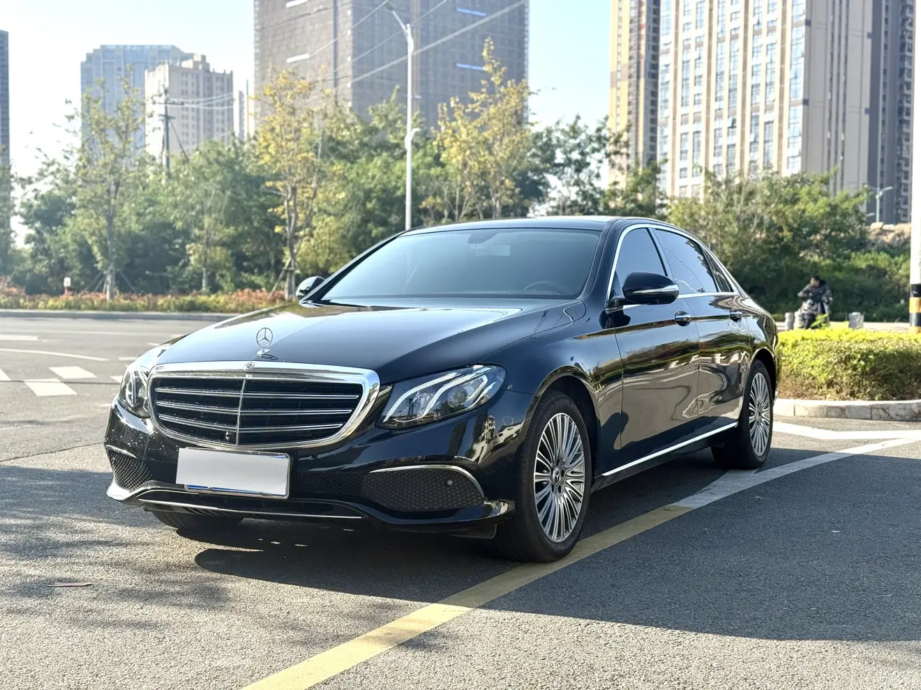 Mercedes-Benz E-Class  из Китая