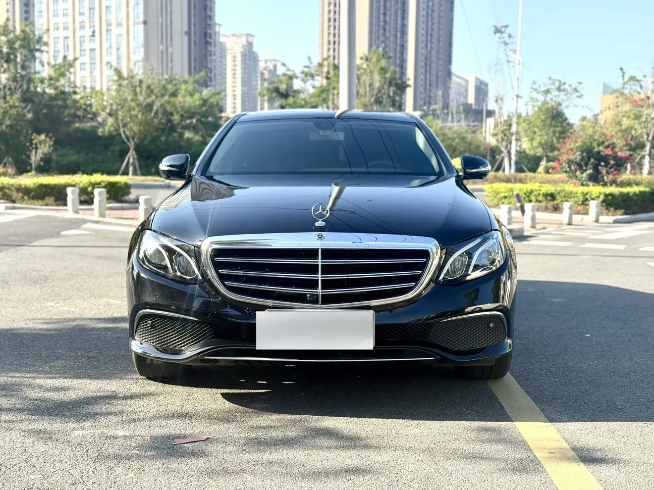 Mercedes-Benz E-Class  из Китая