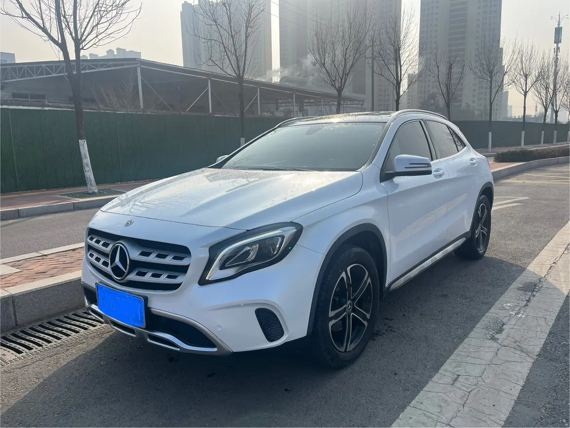 Mercedes-Benz GLA  из Китая