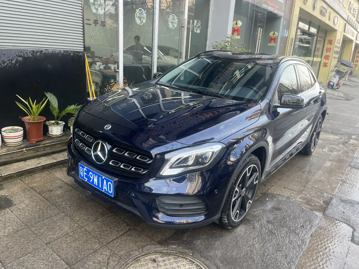 Mercedes-Benz GLA  из Китая