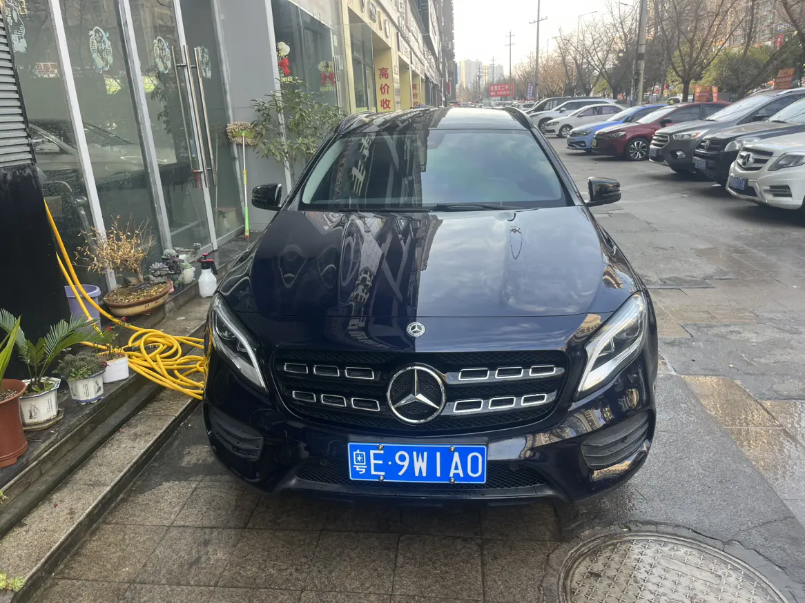 Mercedes-Benz GLA  из Китая