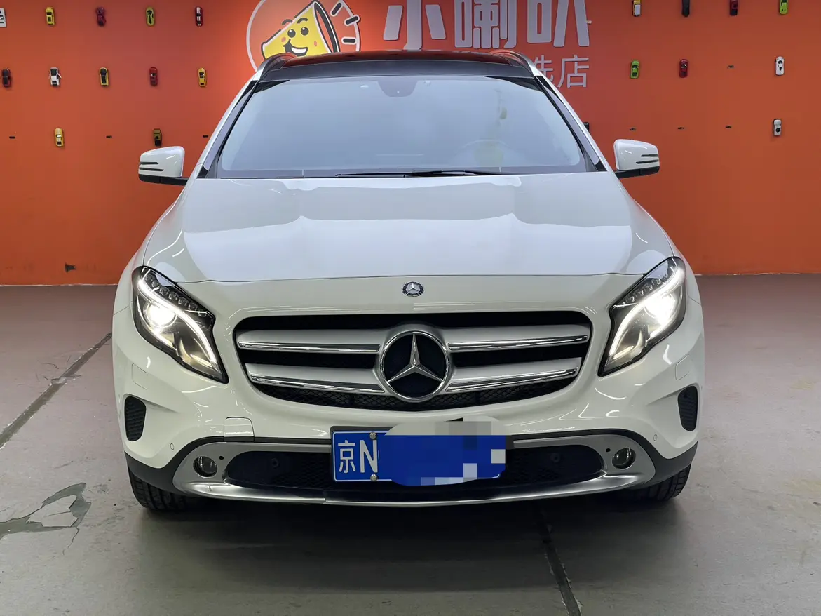 Mercedes-Benz GLA  из Китая