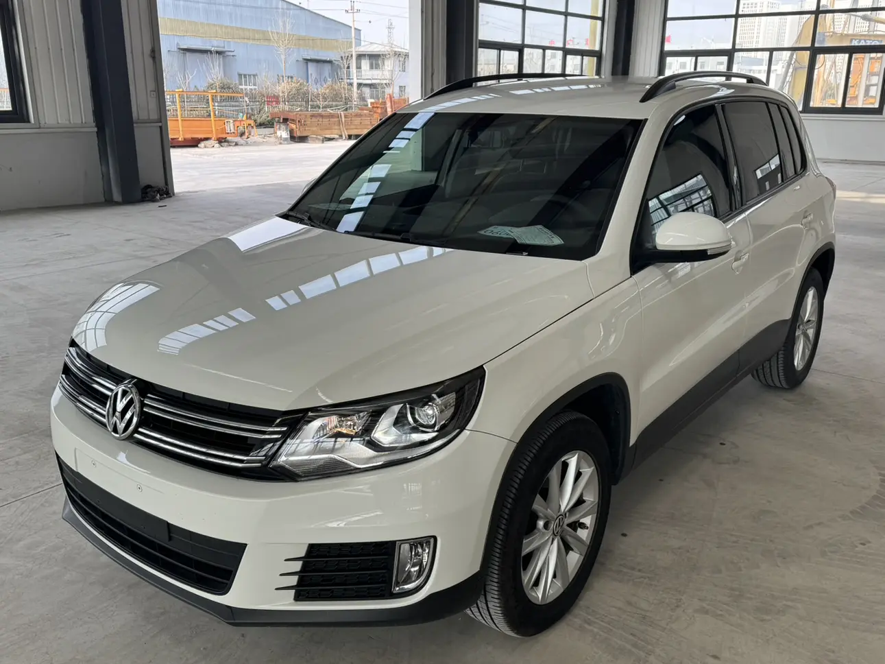 Volkswagen Tiguan  из Китая