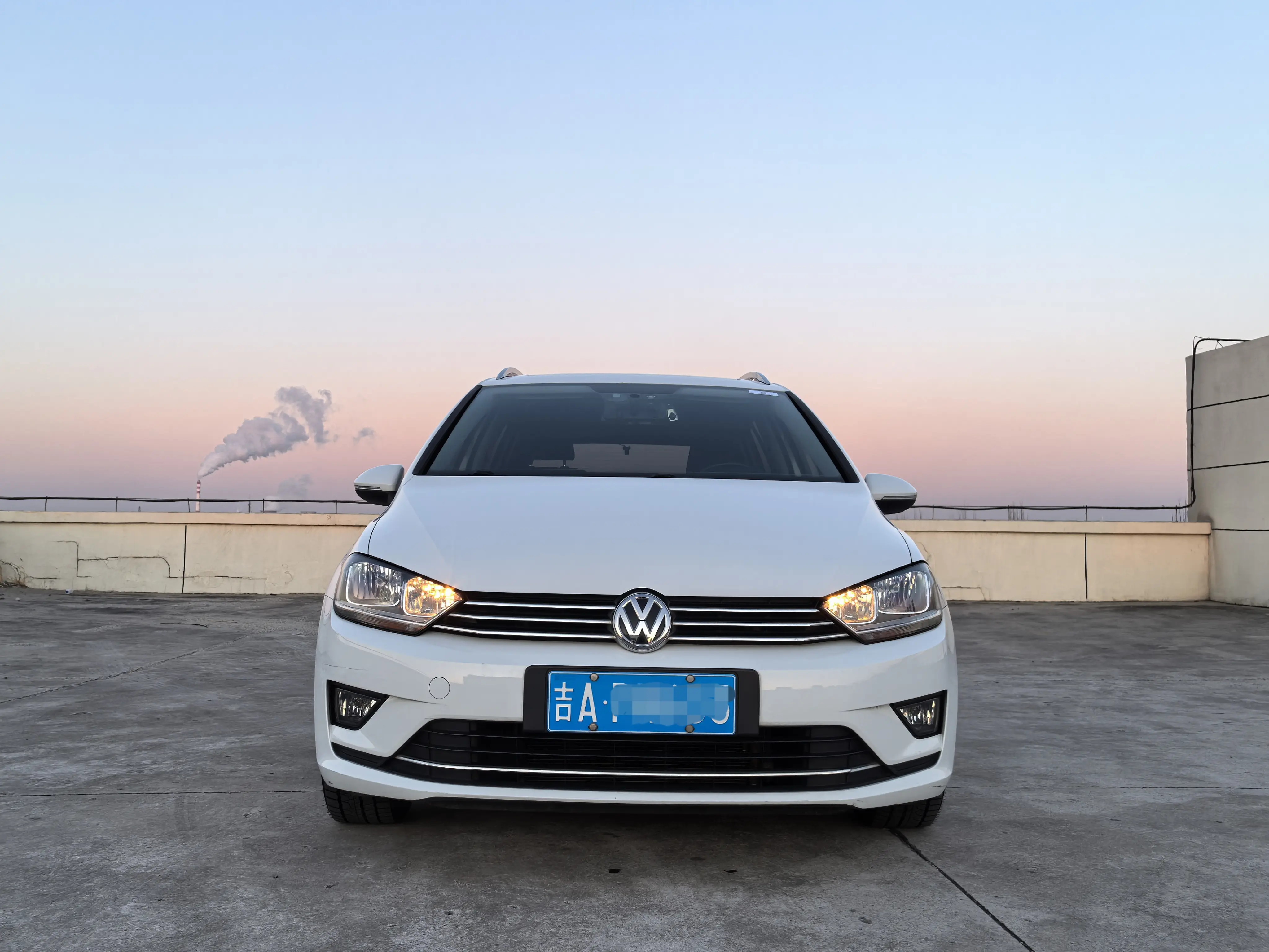 Volkswagen Golf·Jialu  из Китая