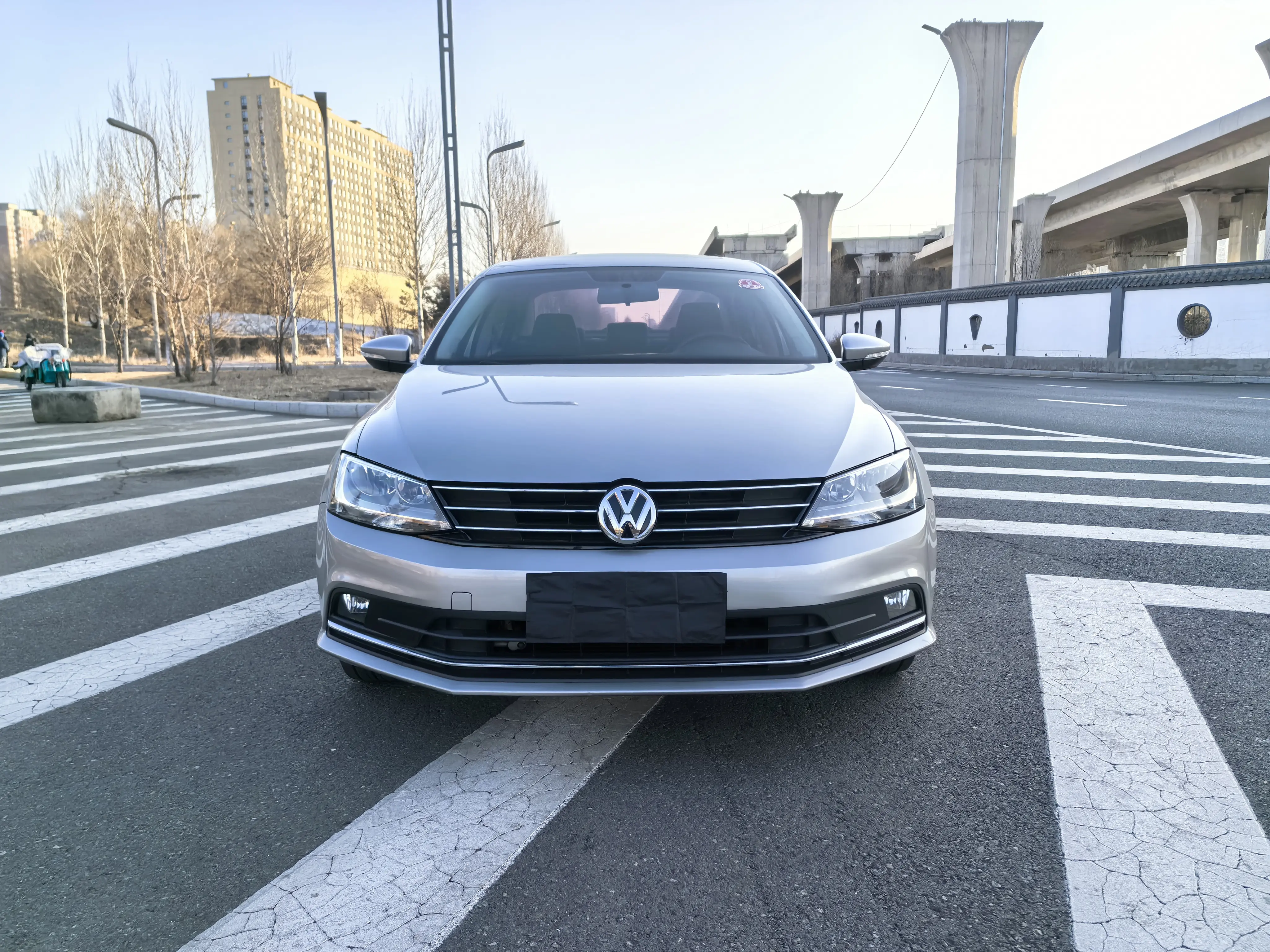 Volkswagen Sagitar  из Китая