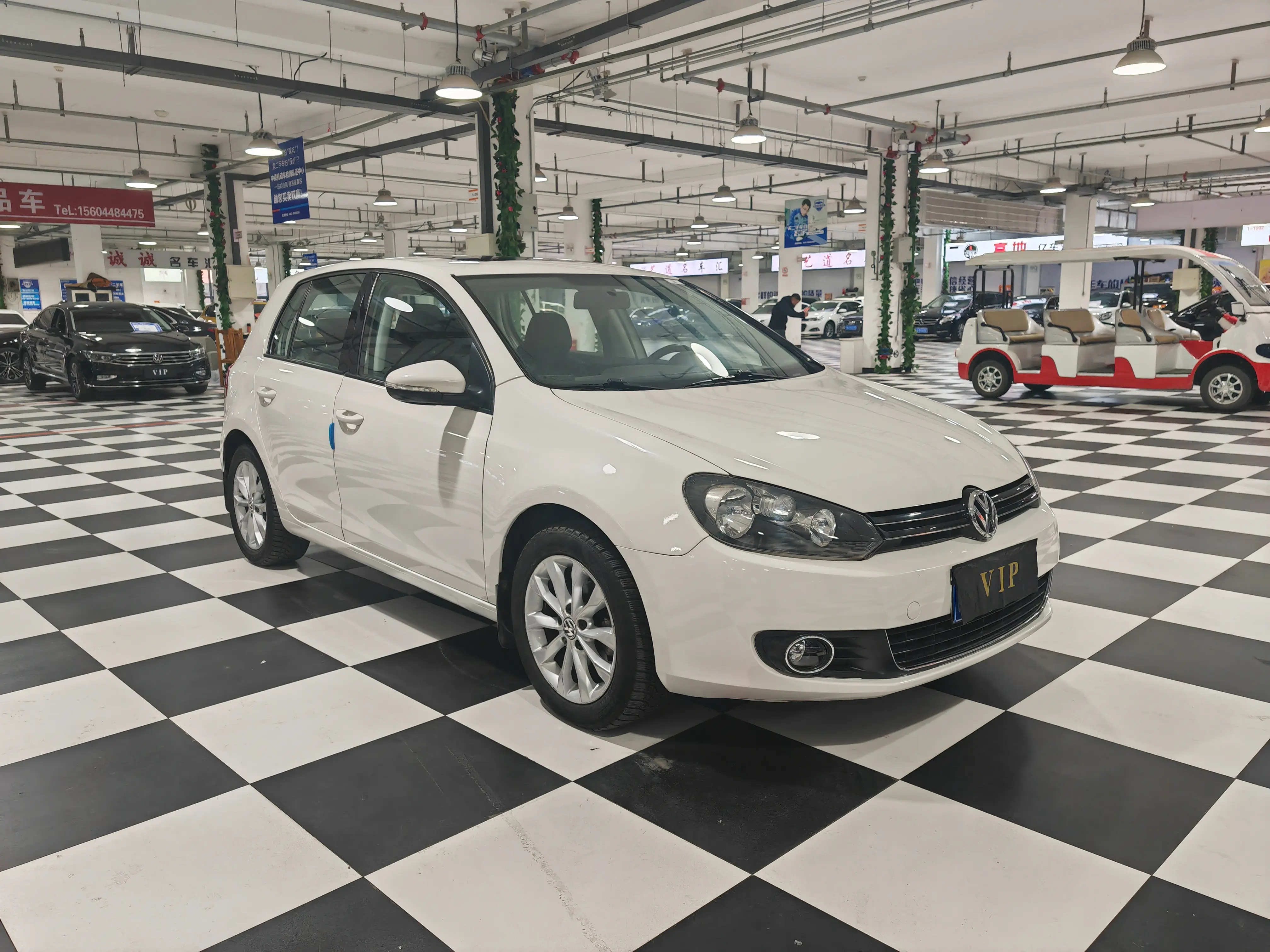 Volkswagen Golf  из Китая