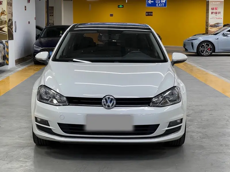 Volkswagen Golf  из Китая