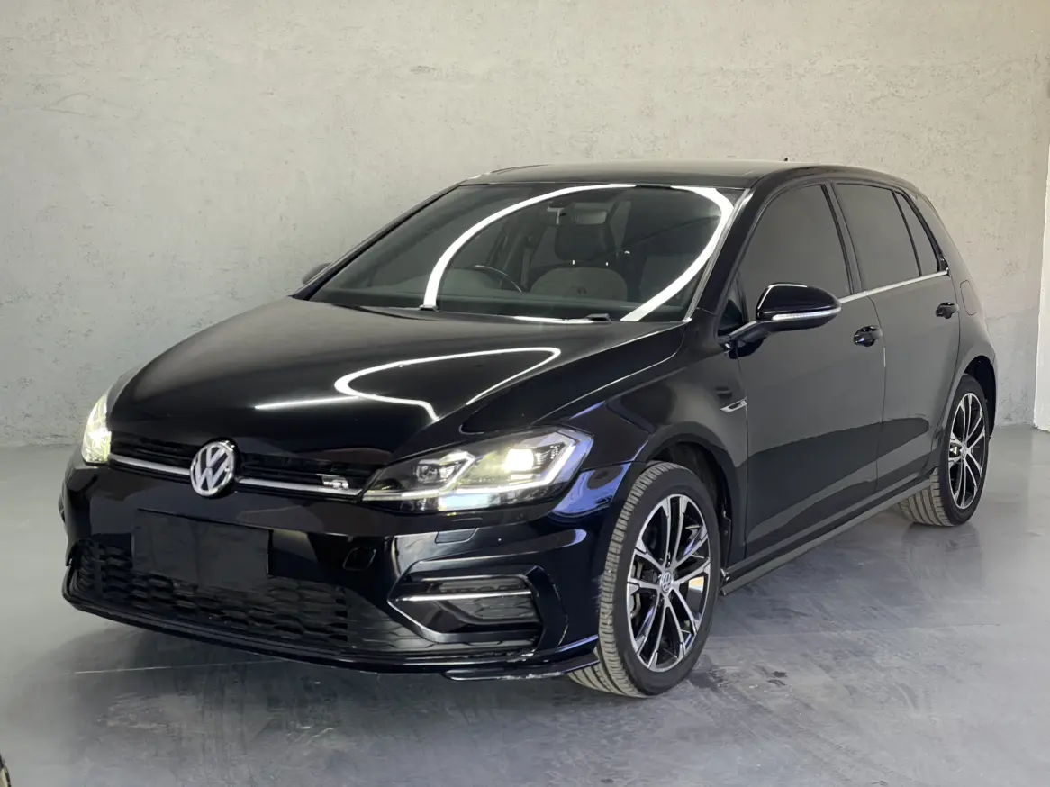 Volkswagen Golf  из Китая