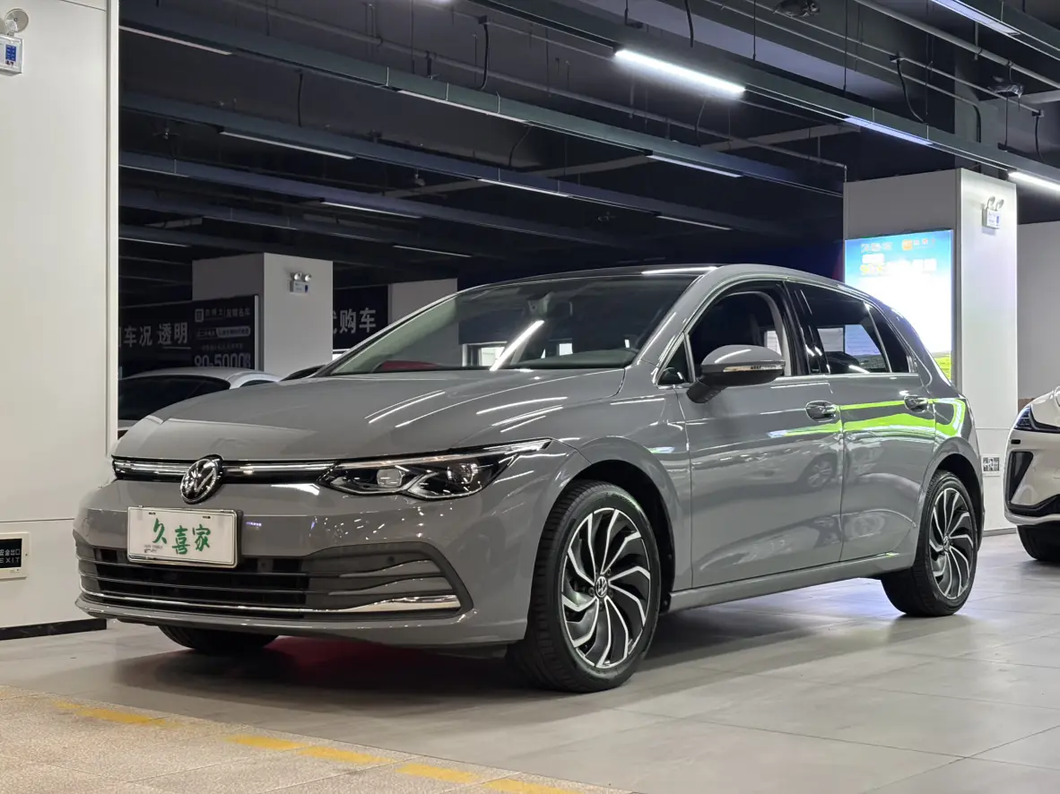 Volkswagen Golf  из Китая