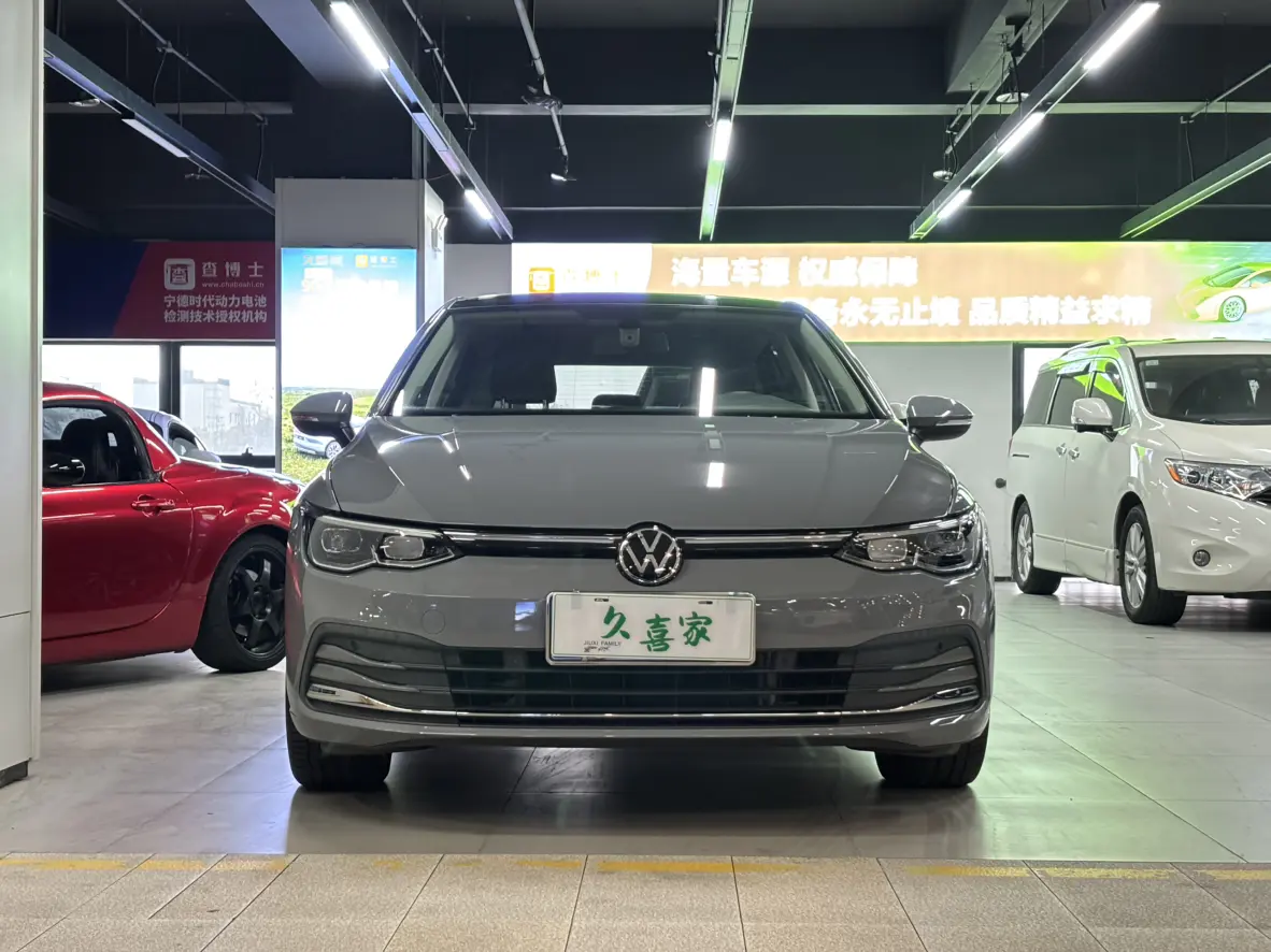 Volkswagen Golf  из Китая