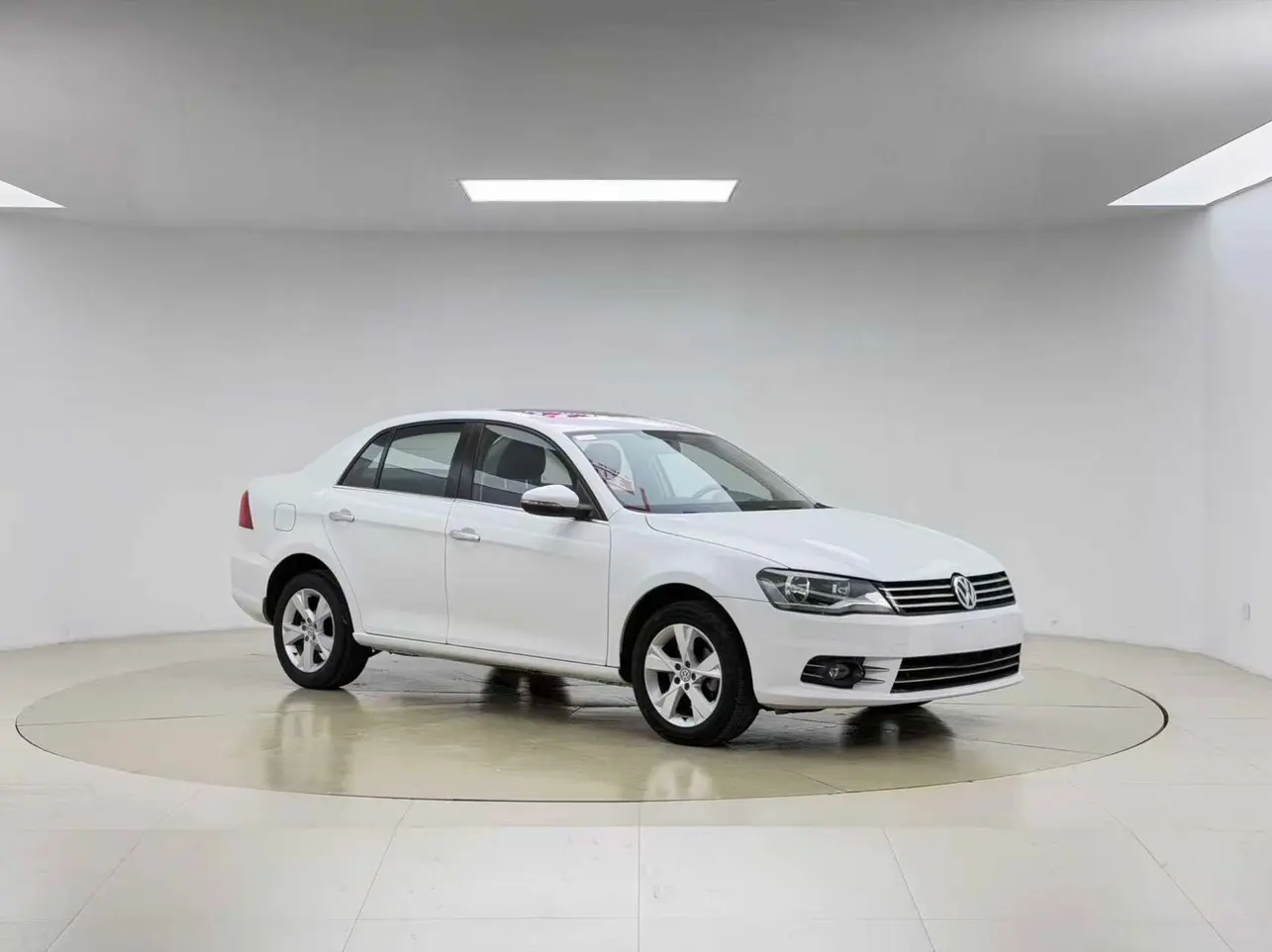 Volkswagen Bora  из Китая