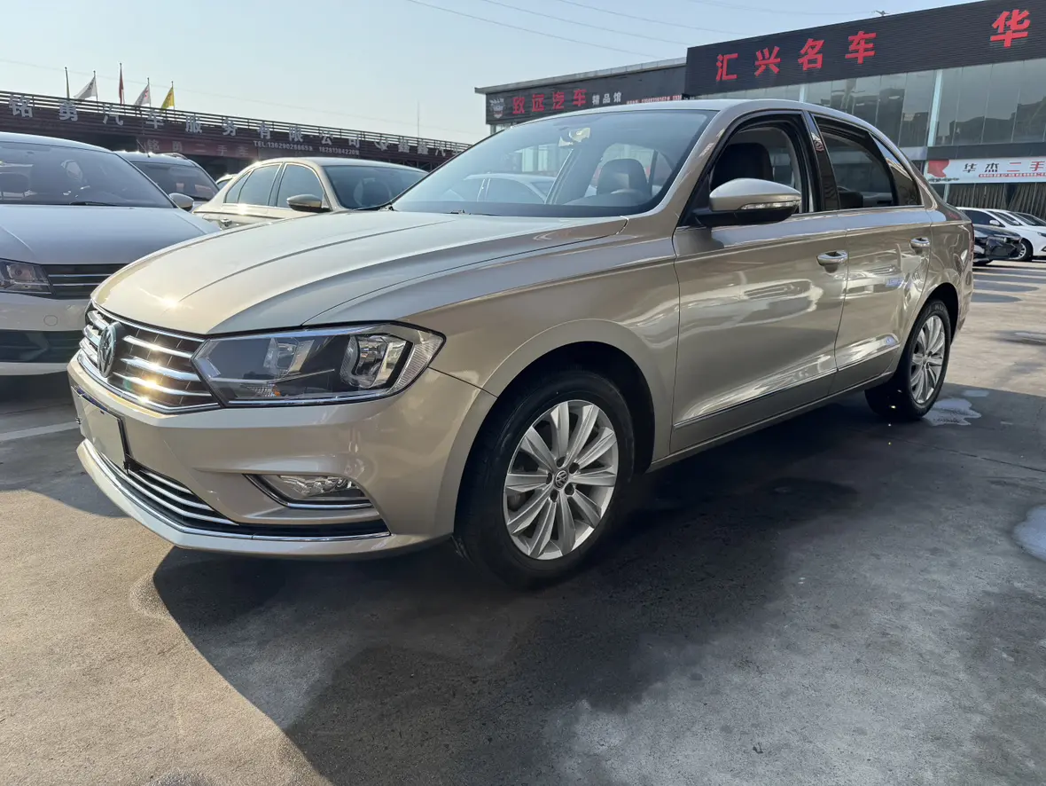 Volkswagen Bora  из Китая