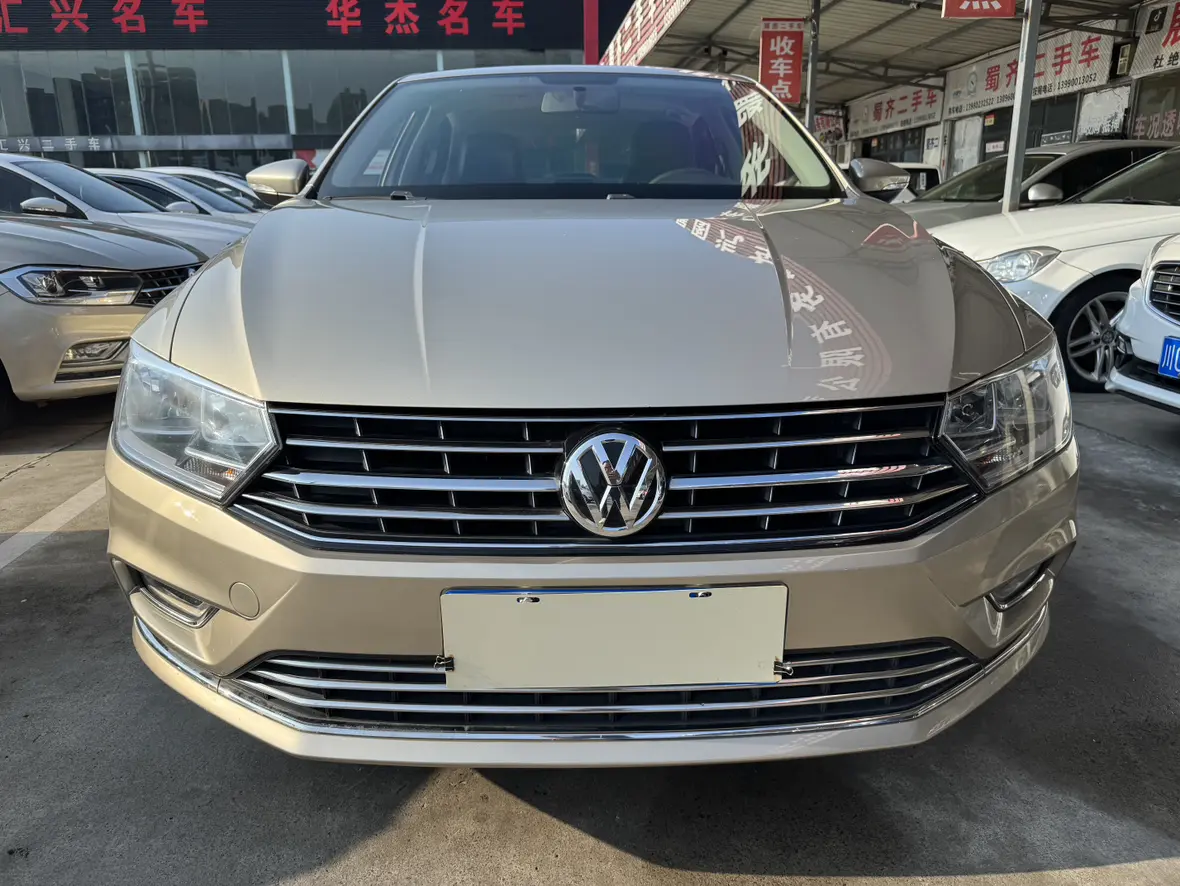 Volkswagen Bora  из Китая