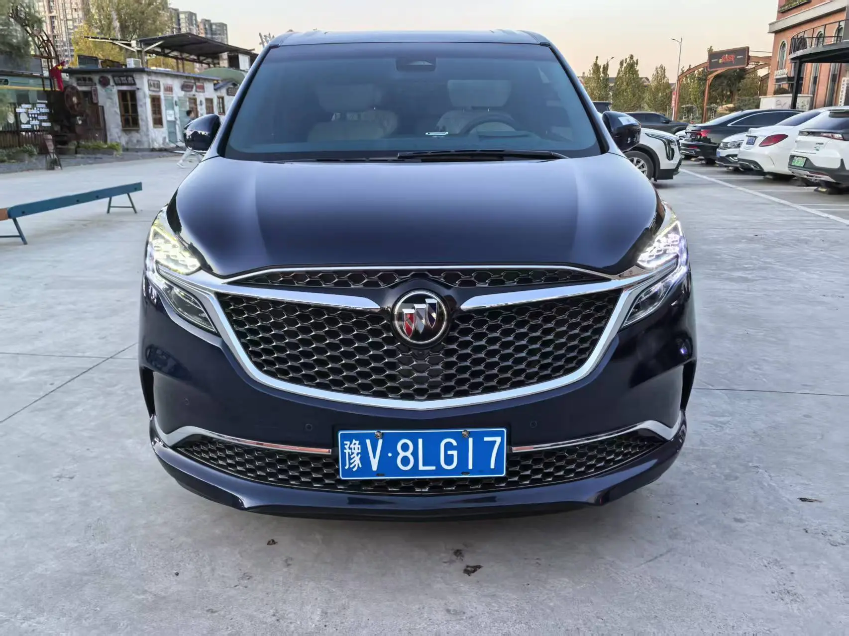 Buick GL8  из Китая