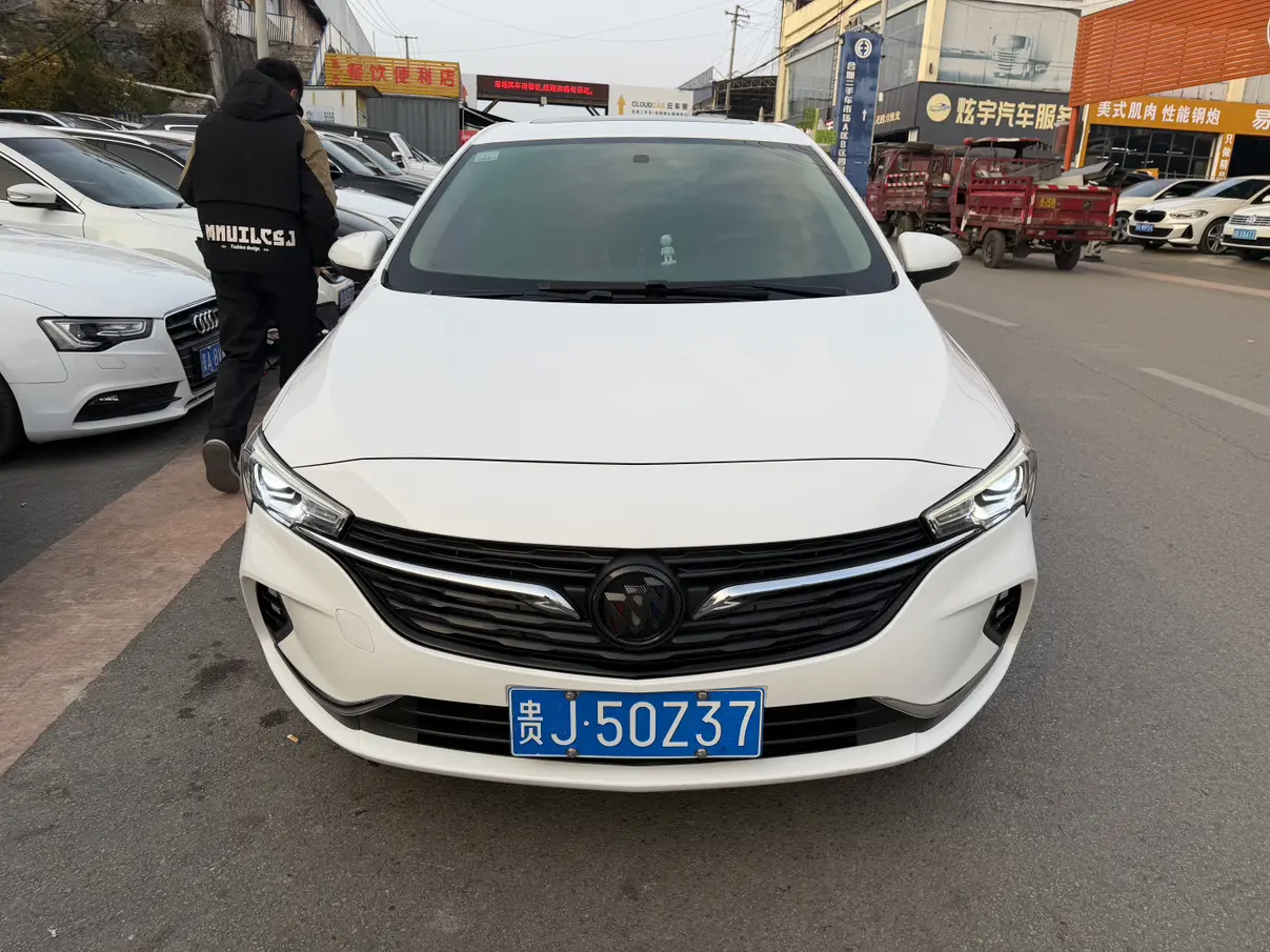 Buick Valeant  из Китая