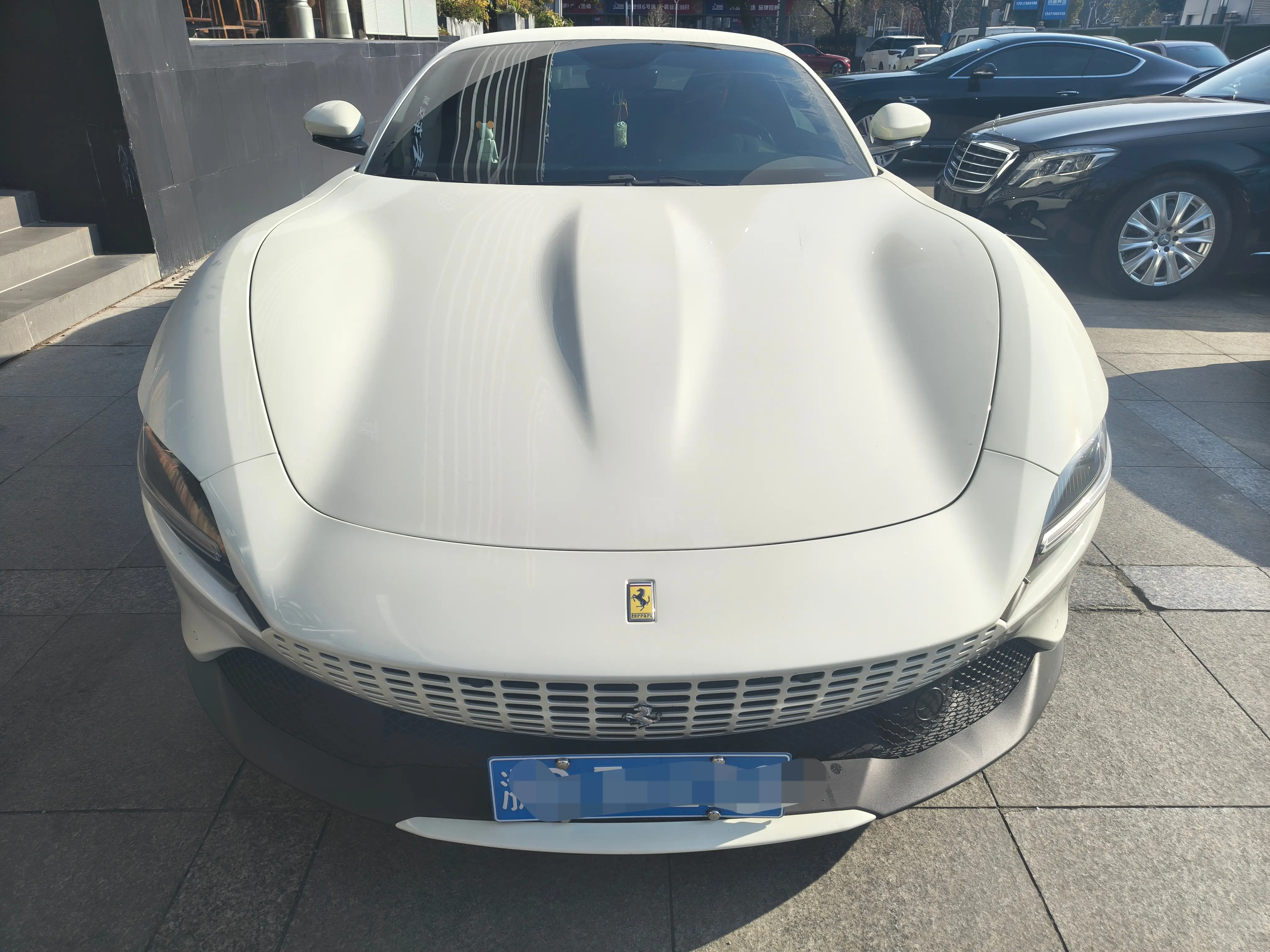 Ferrari Roma  из Китая