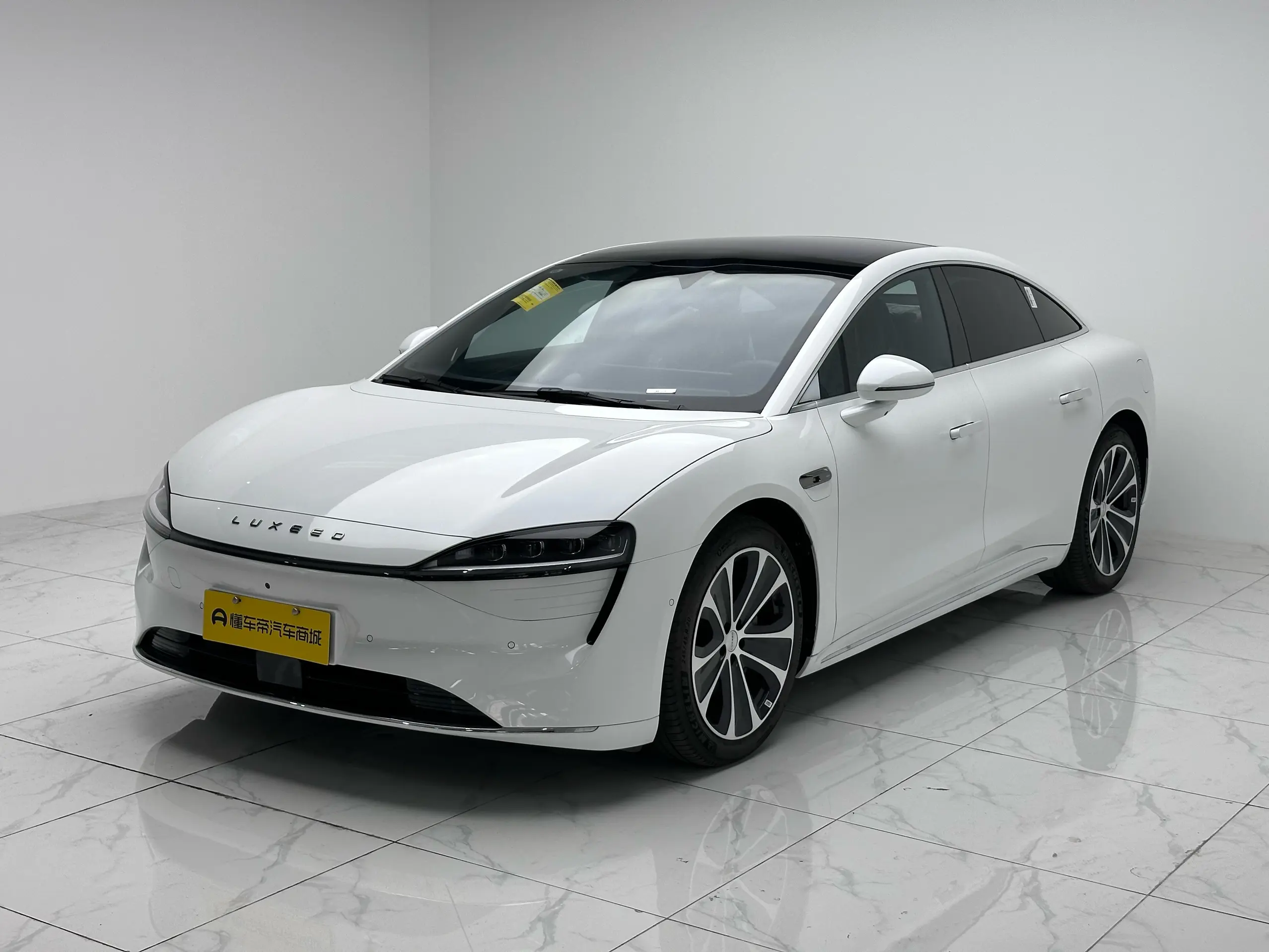 Luxeed SmartS7  из Китая