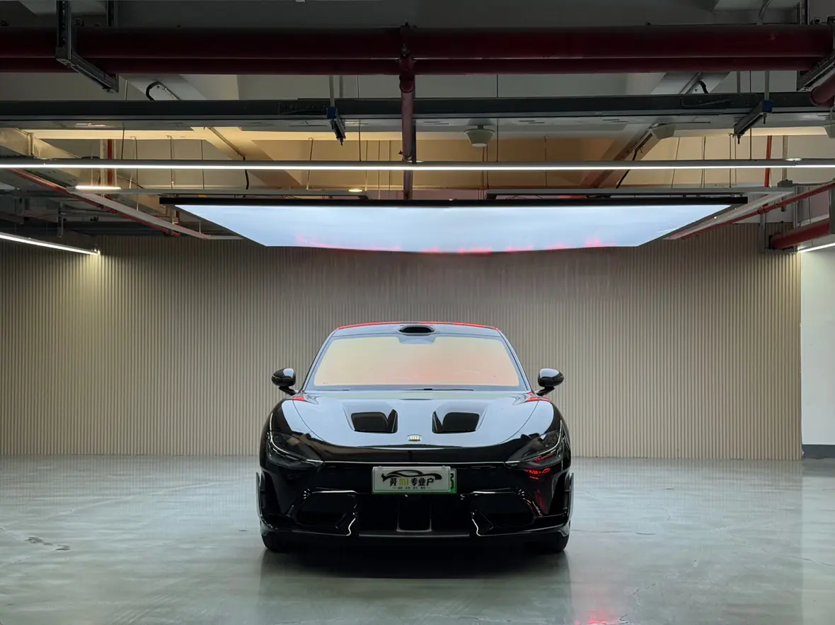 Xiaomi car Xiaomi SU7 Ultra  из Китая