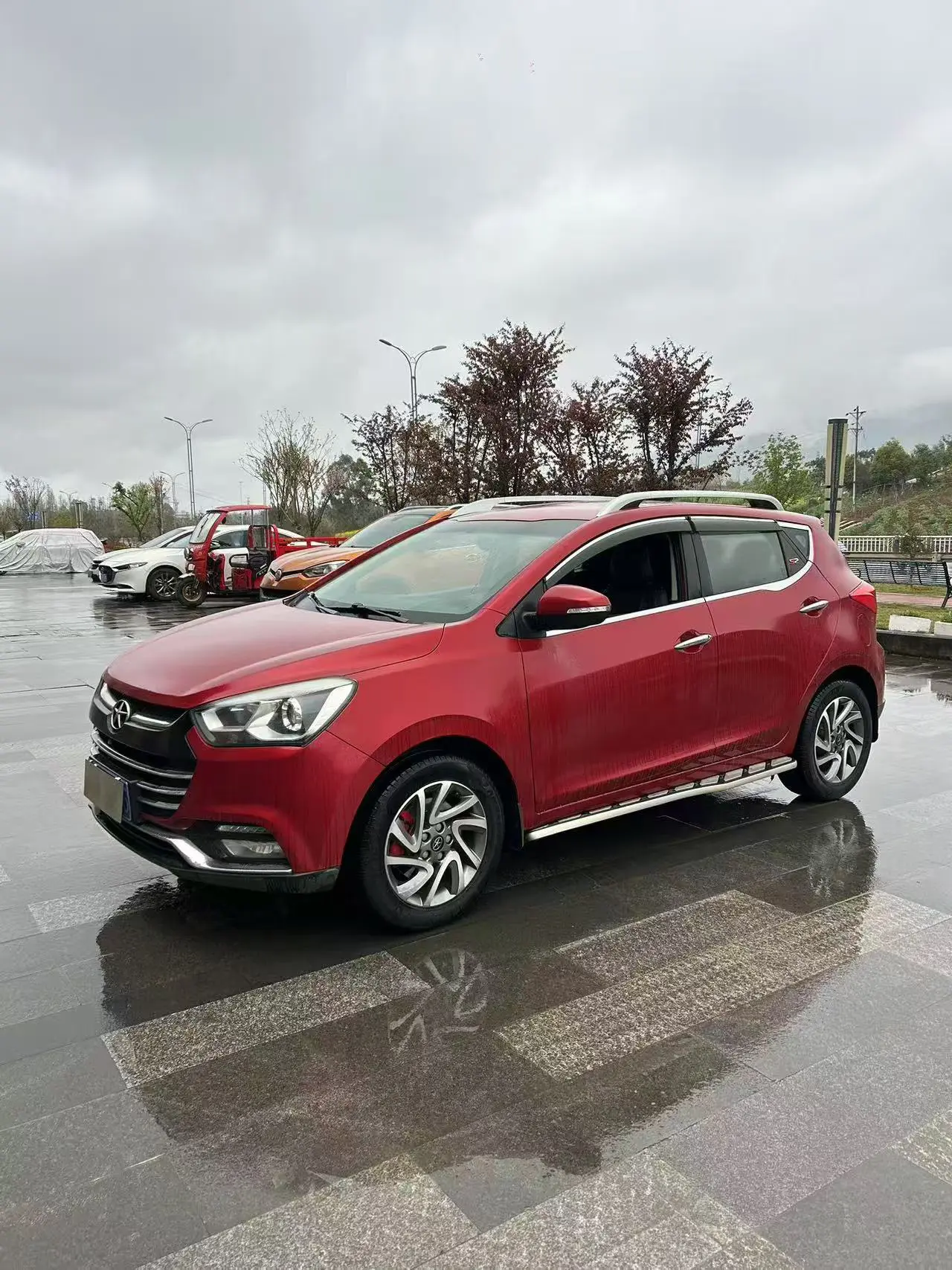 Jiangxi Ruifeng S2  из Китая