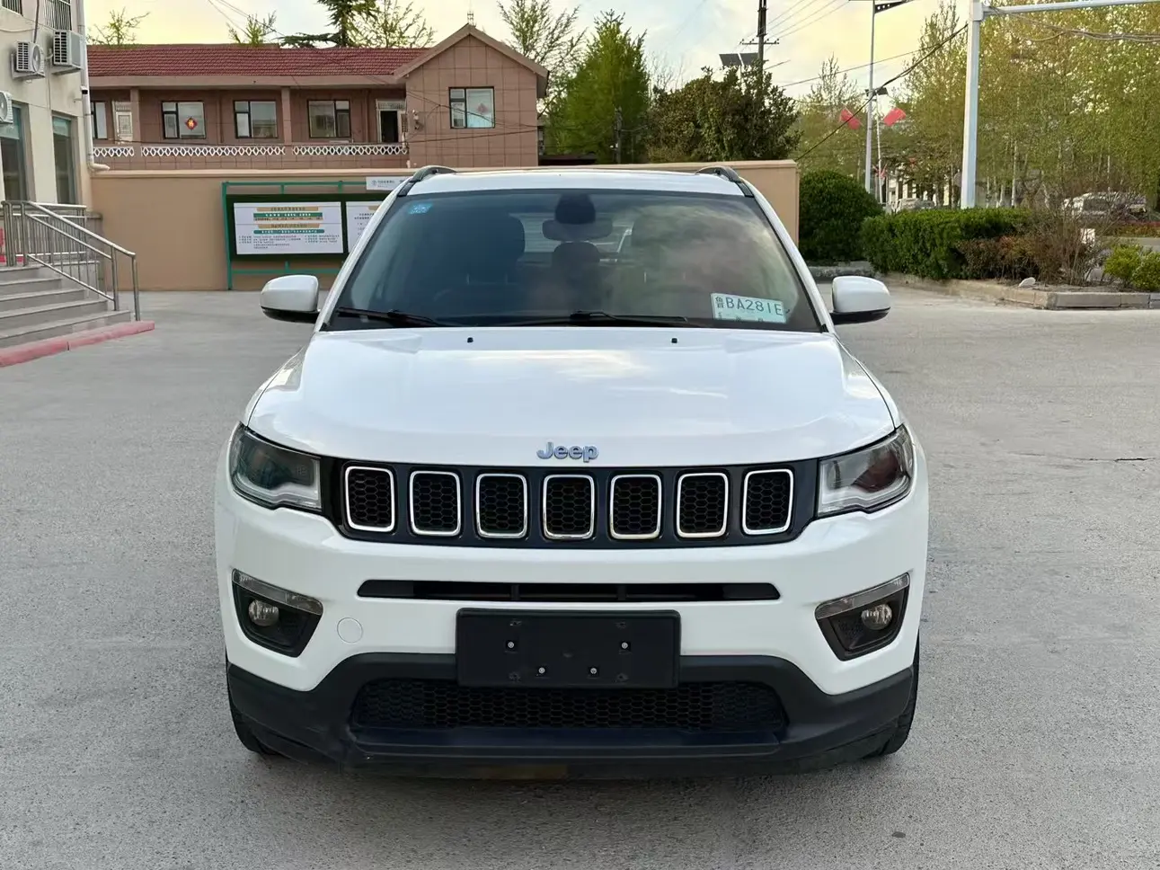 Jeep Guide to  из Китая