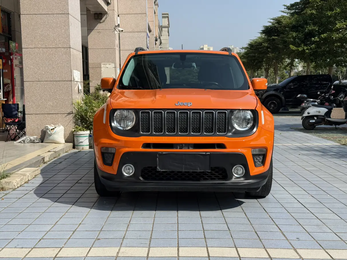 Jeep Freeman  из Китая