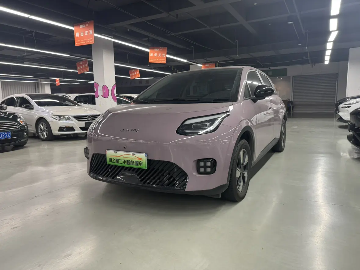 AION UT  из Китая